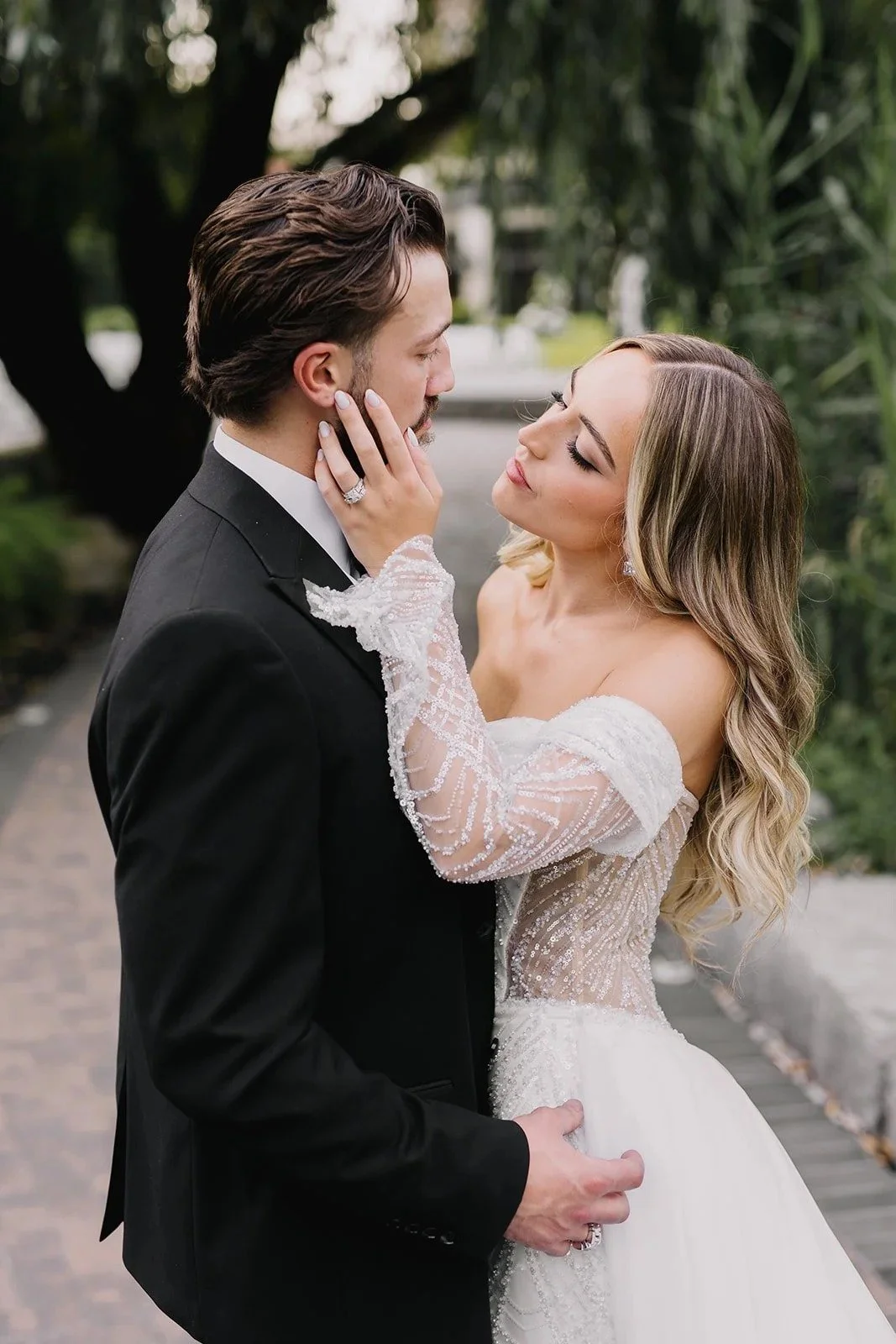  
 VICTORIA & LUCA 
  The Arlington Estate 
 