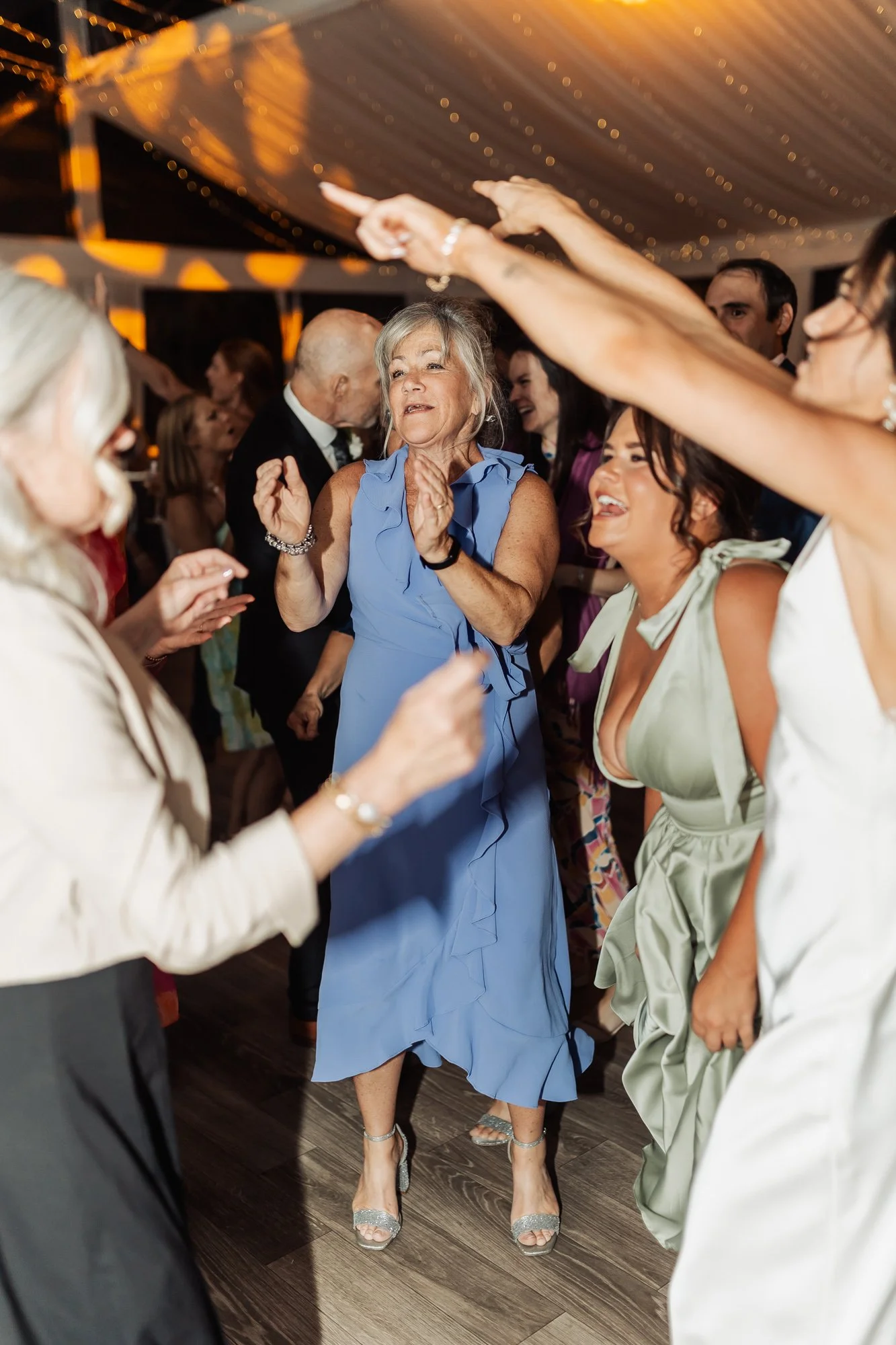 wedding-photography-couple-bellcroft- estate-177.jpg