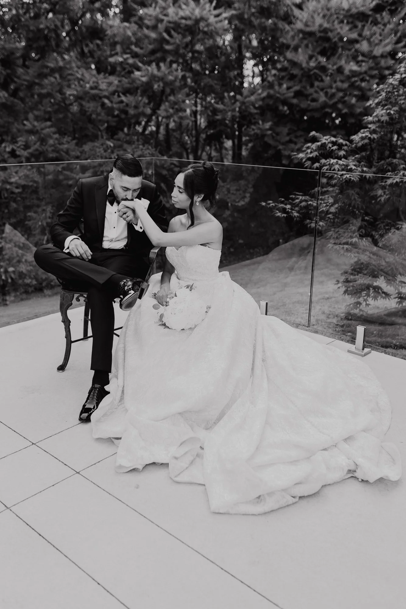 wedding-photography-toronto-shanese-christiano-doctors-house-79.jpg