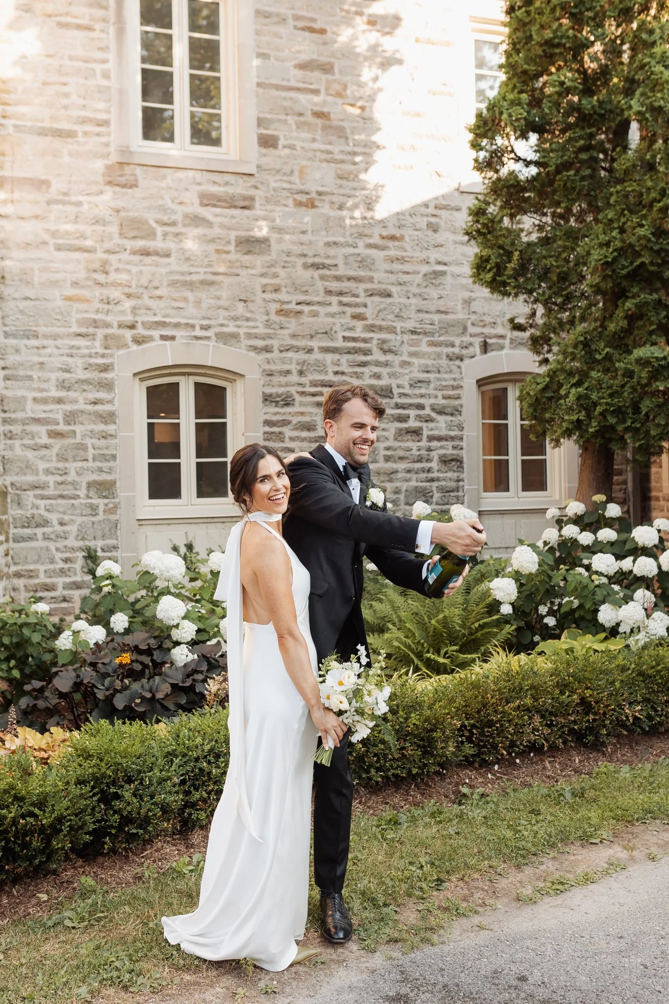 wedding-photography-couple-bellcroft- estate-104.jpg