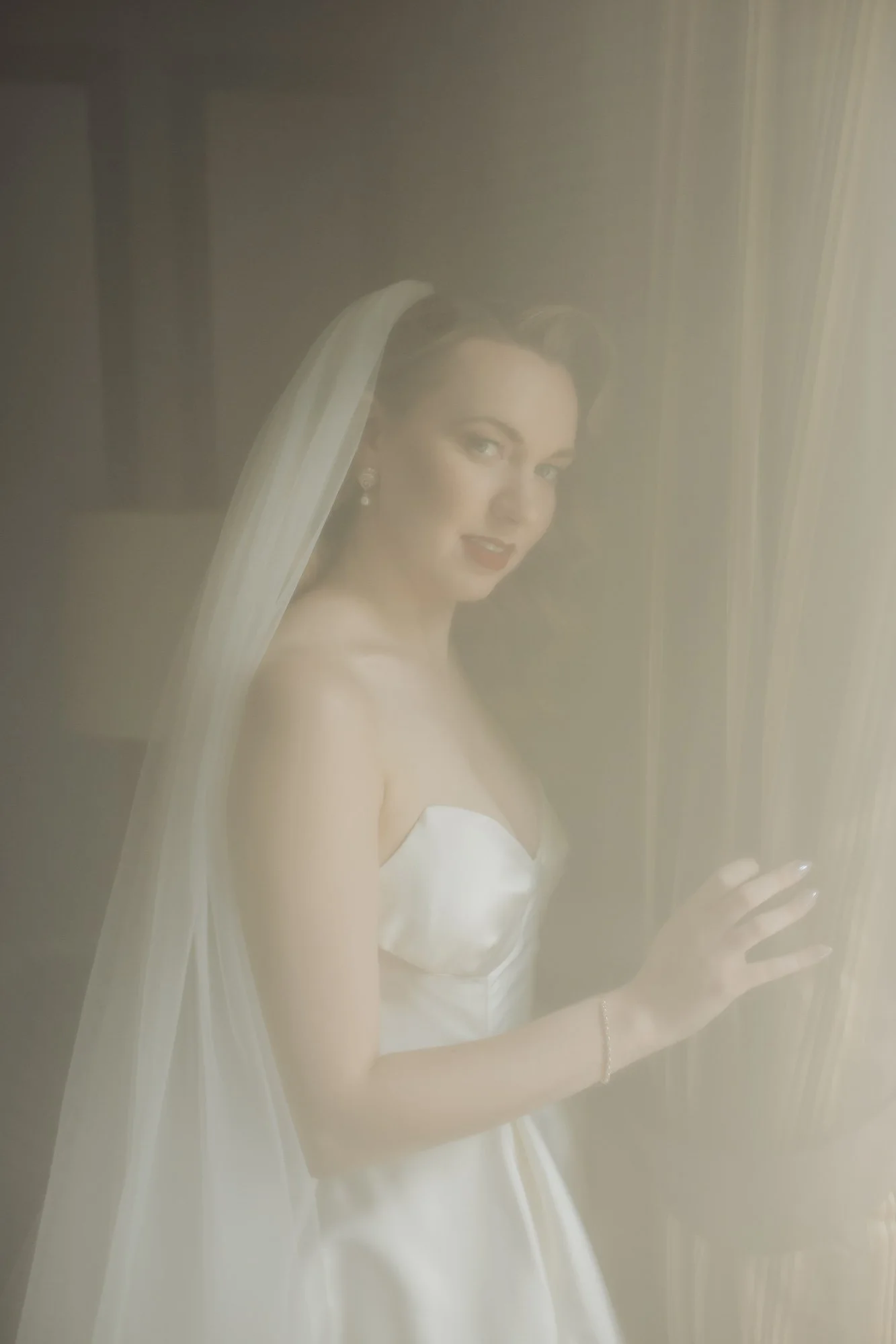 wedding-photography-sydney-aunrey-windsor-arms-hotel-24.jpg