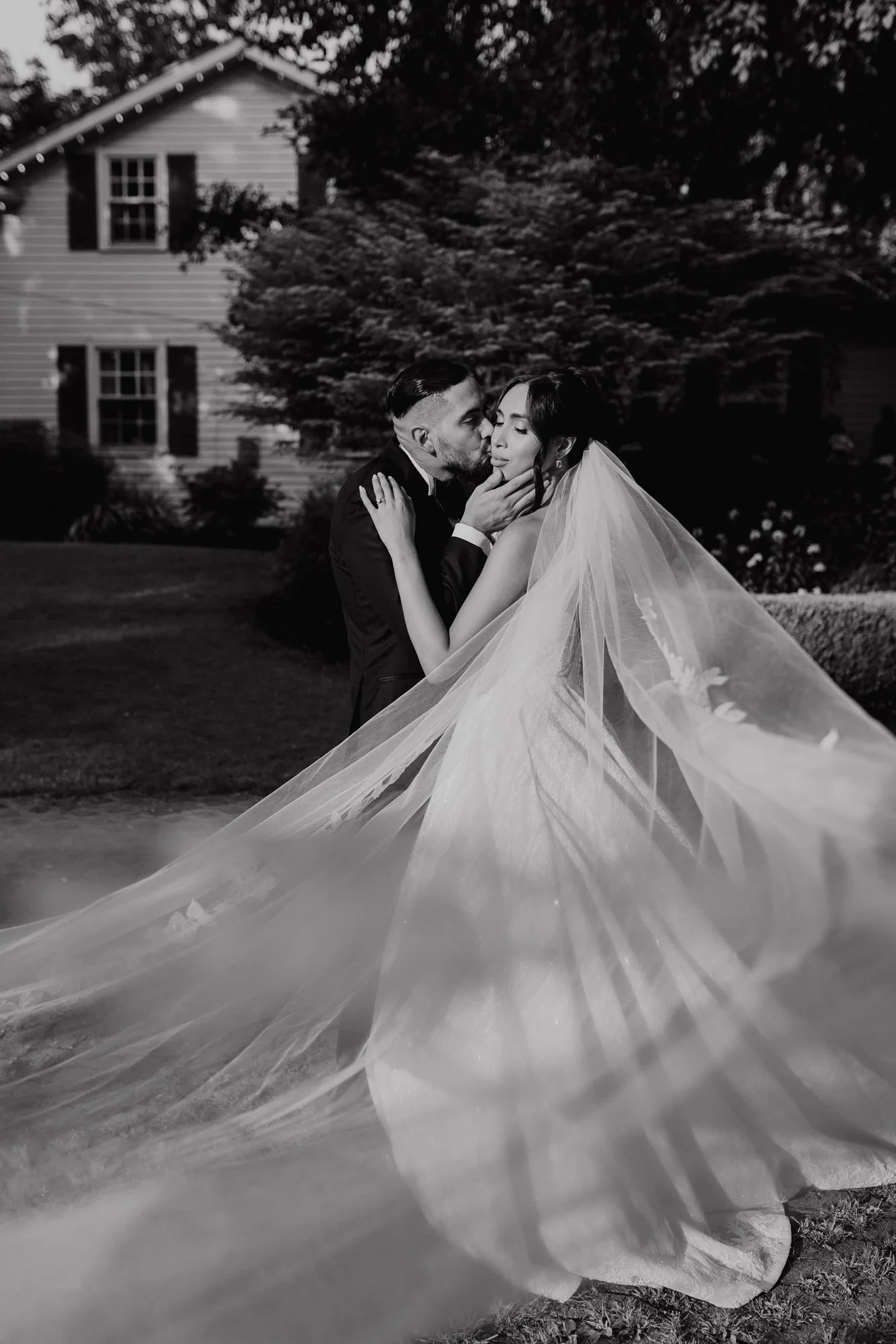 wedding-photography-toronto-shanese-christiano-doctors-house-74.jpg