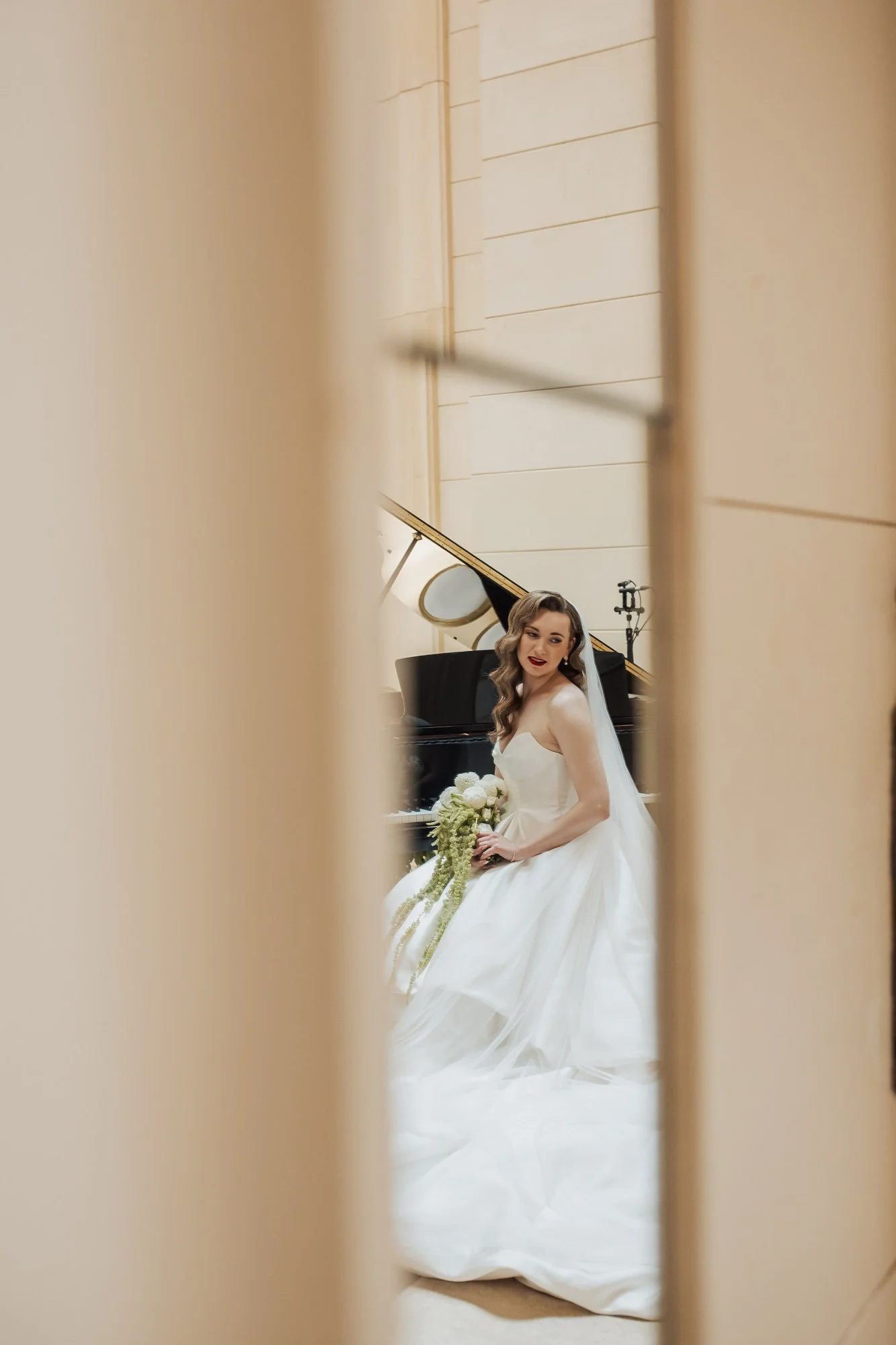 wedding-photography-sydney-aunrey-windsor-arms-hotel-37.jpg