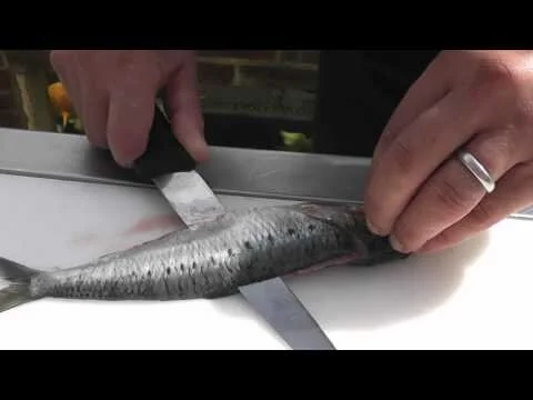 How To Prep Sardines