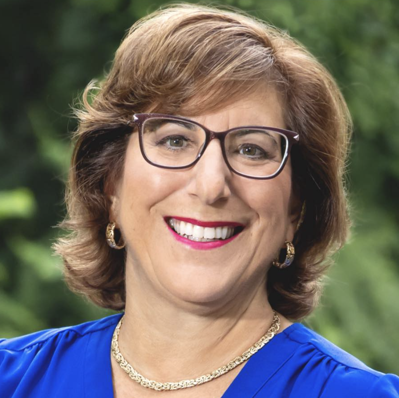 Victoria_Waterman_headshot_September_2023.png