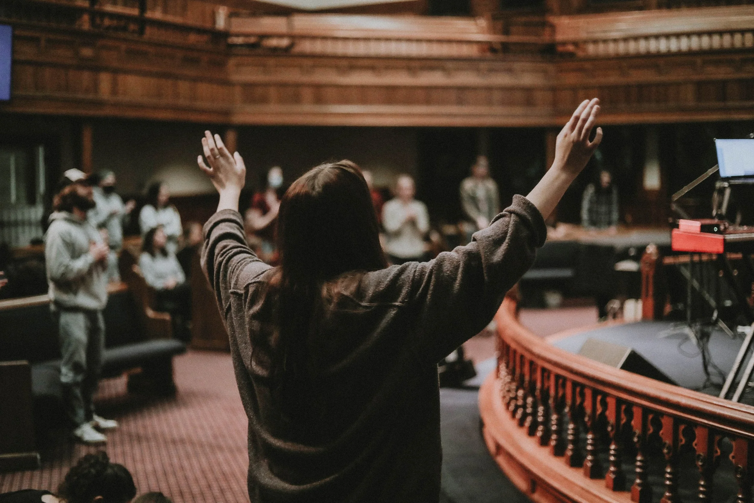 Newberg YA Worship Gathering