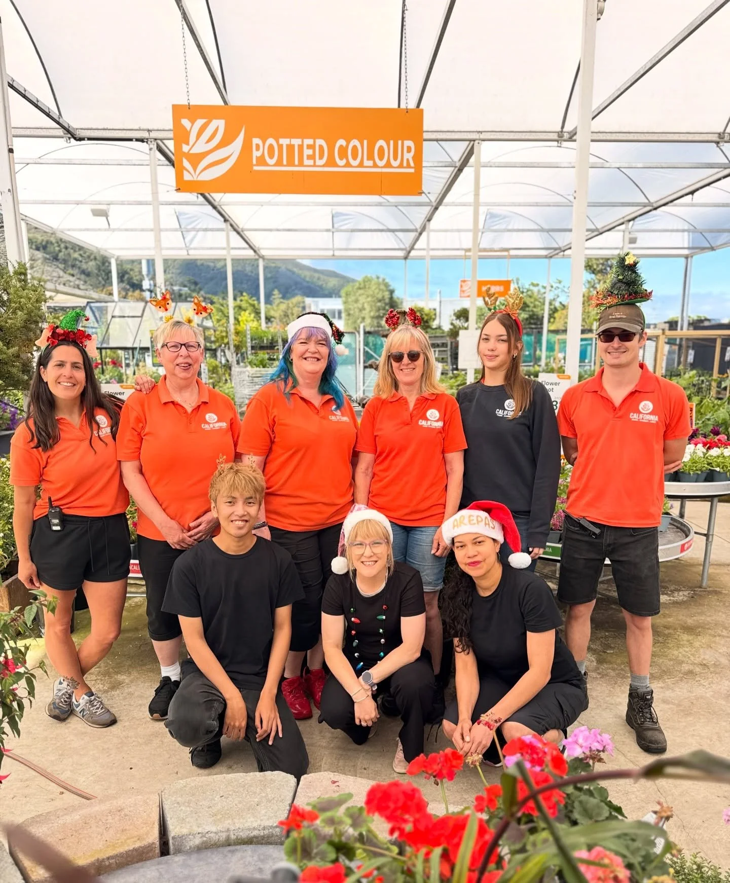 From our team to you &mdash; Merry Christmas 🎄👩&zwj;🌾
Thank you for another wonderful year at California Home &amp; Garden. We hope your holidays are filled with laughter, delicious food, and summer moments in the garden 🌿🥂

Happy holidays ✨