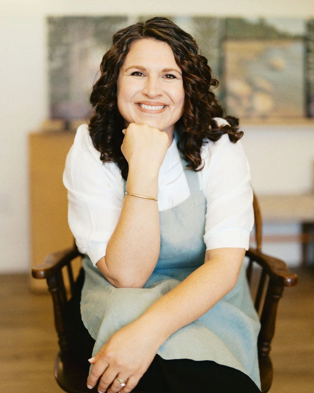 Ten years ago, I took a leap of faith to pursue art full-time.
No roadmap. No step-by-step plan.
Just a deep desire to create meaningful art 
and a hope that my work might resonate with others.

This year marks 10 years as a full-time artist, and I&r