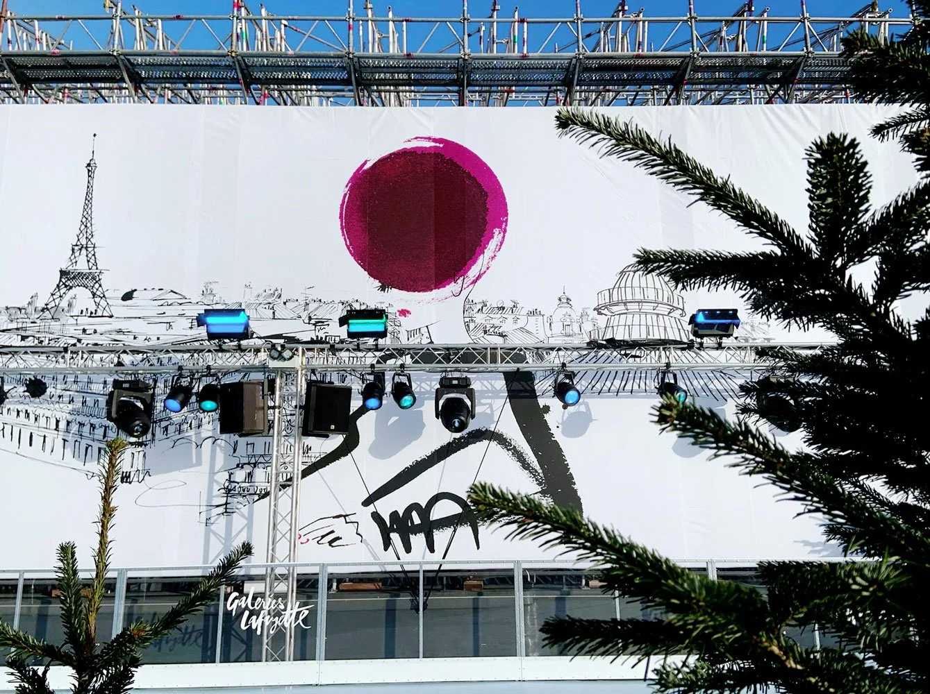 Mural Artists - specialists in mural painting - window display - window art - OOH illustration - illustrations for hoarding - large scale illustrations - site-specific artists - public artists