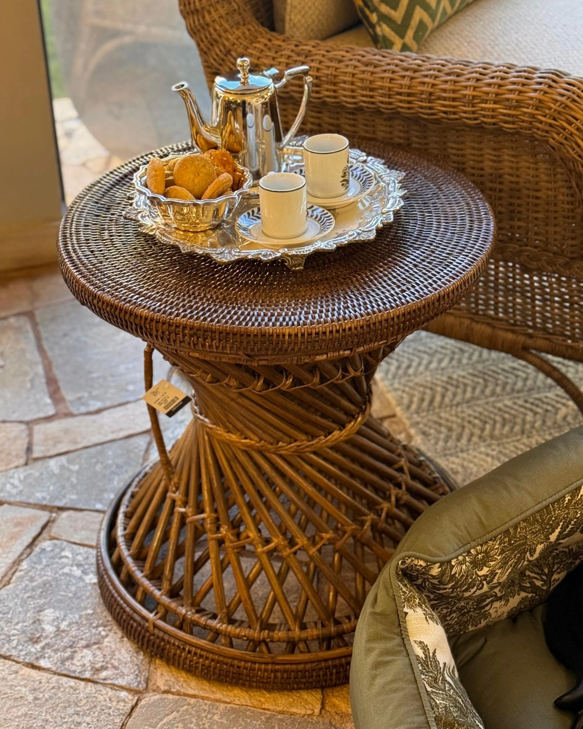 Mesa Rattan | R$ 4.990,00