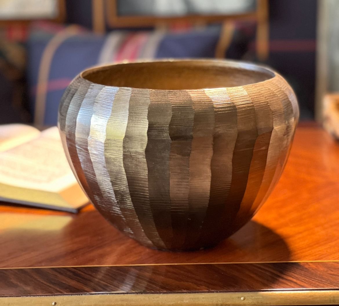 Cachepot de Metal Dourado | R$ 1.090,00