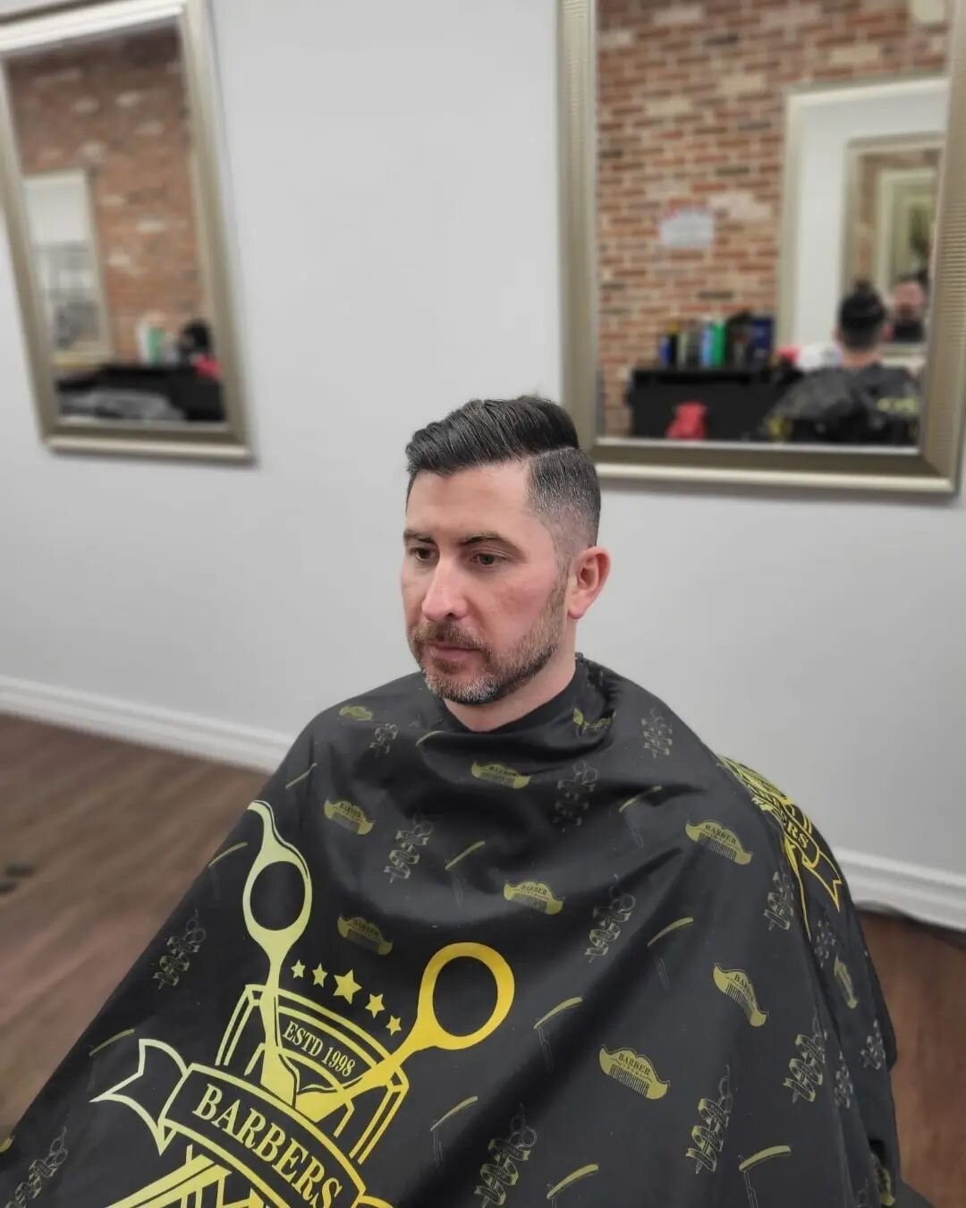 Gentleman's haircut ✂️💈

#barbershop #haircut
#barber #barbershopconnect #barberlove #barberconnect #manhassetbarbers #manhasset&nbsp; #plandomeroad #manhassetmoms #11030