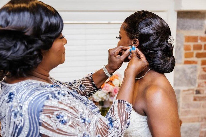 &ldquo;The love between a mother and daughter is FOREVER.&rdquo;
:
:
:
PWSE BRIDE 👰🏾&zwj;♀️ 
📸 @samanthaclarke
#pwseevents #planningwithstyleevents #weddingplanner #brides #weddingthings #augustaweddingplanner #weddingdecorator #atlantaweddingplan