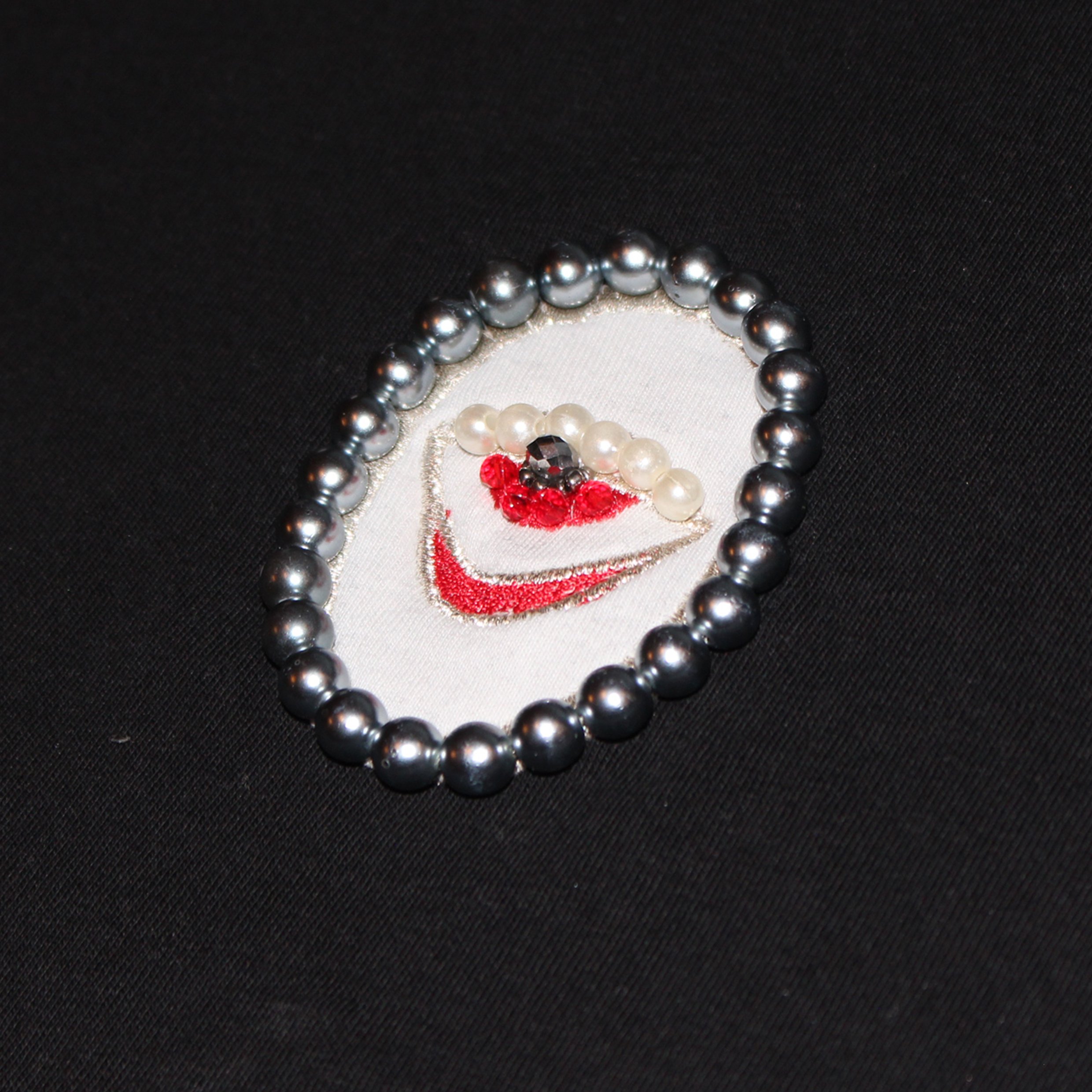 big beaded eaye copy 3.jpg