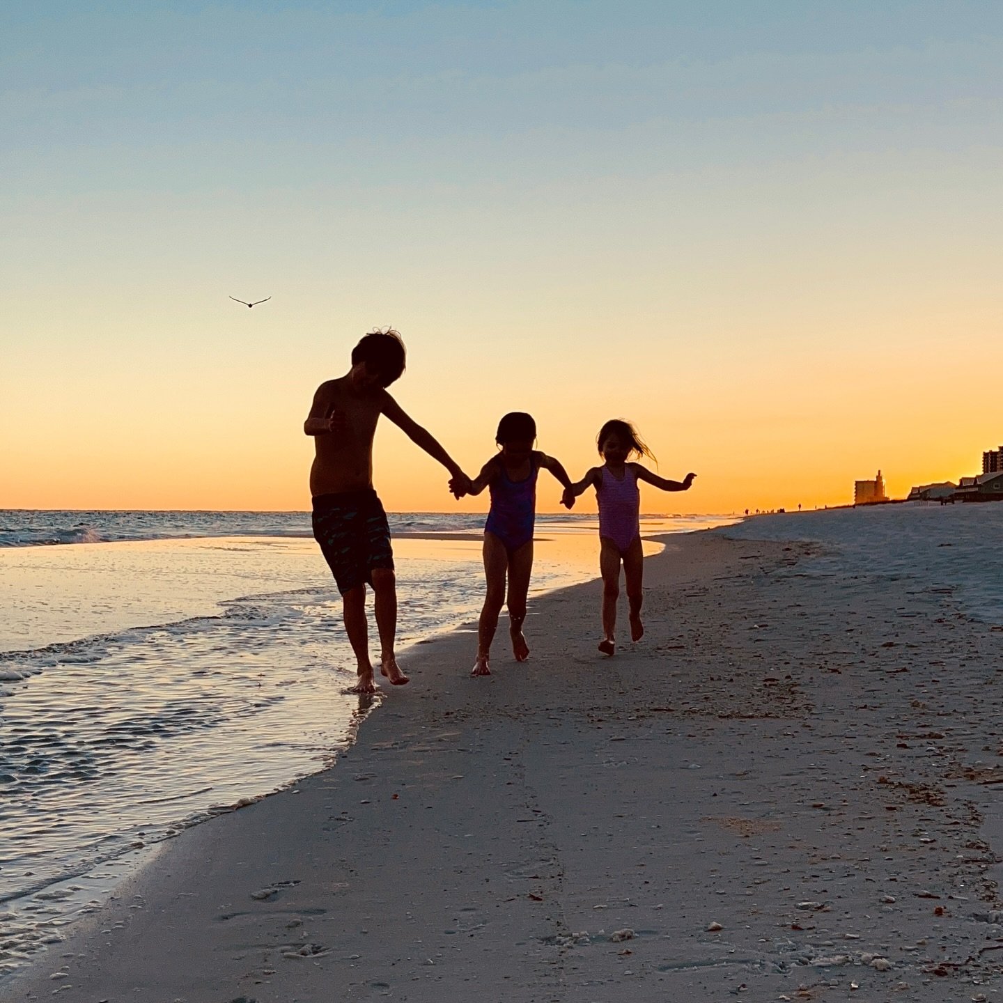 🌅 As the sun sets on summer, I&rsquo;m finding myself plugging all the things into the calendar for the year ahead. 🗓️ It&rsquo;s the perfect time to add that next vacation to your schedule &amp; I&rsquo;d love to help you plan! ✨ 

❔Did you know w