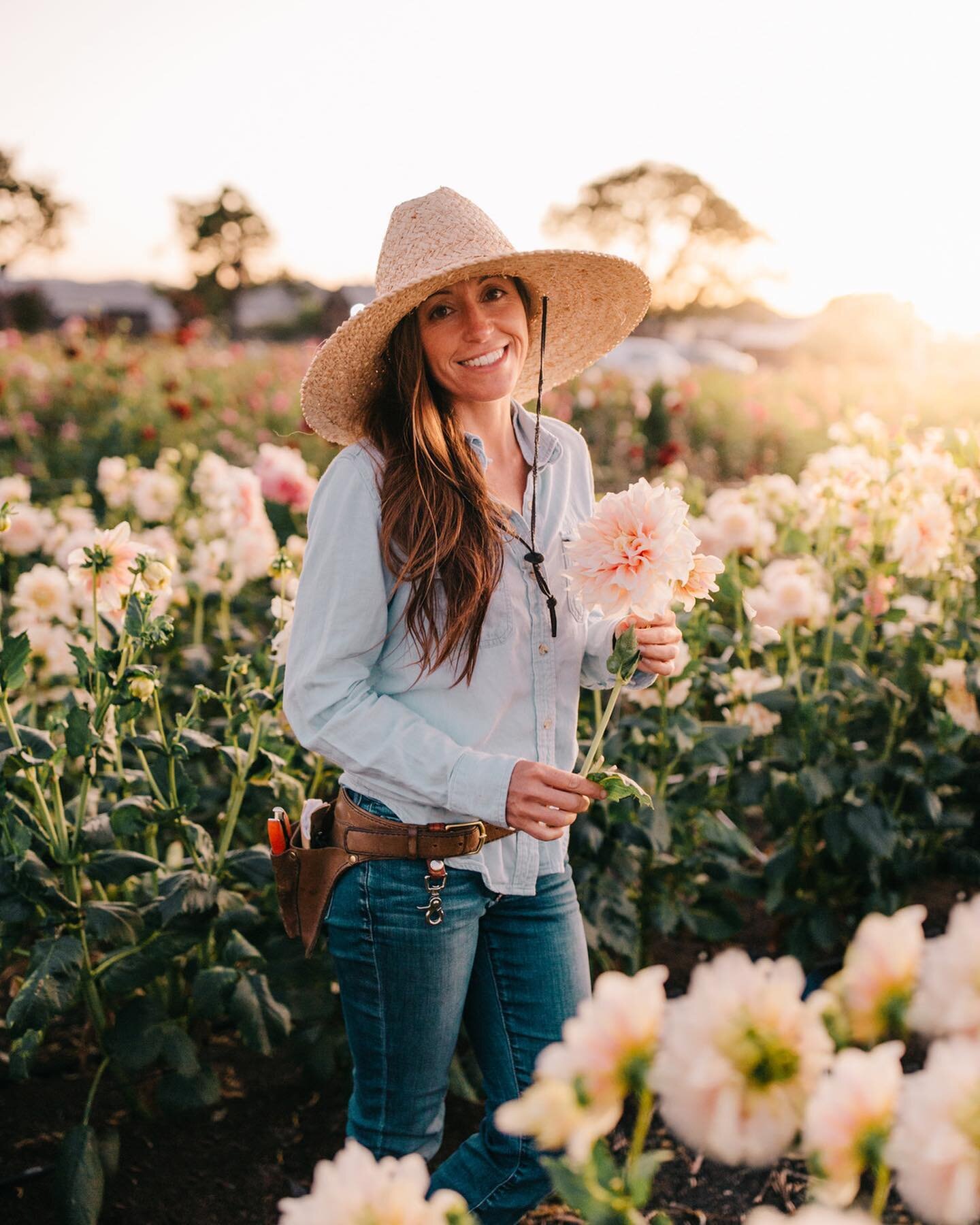 Meet Kate Rowe, our Product Manager, who joined the Gather Flora team last summer. She wears many hats here due to her strong experience both in tech and in flower farming, making her a crucial part of our team!
⠀⠀⠀⠀⠀⠀⠀⠀⠀
Kate originally started work