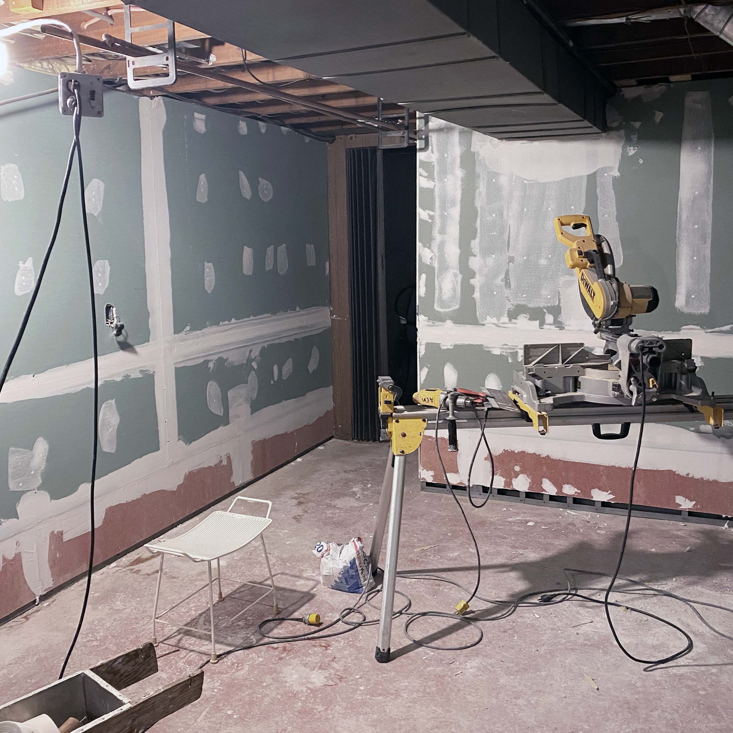 envie_construction_llc_lockport_ny_basement_drywall_aug20.jpg