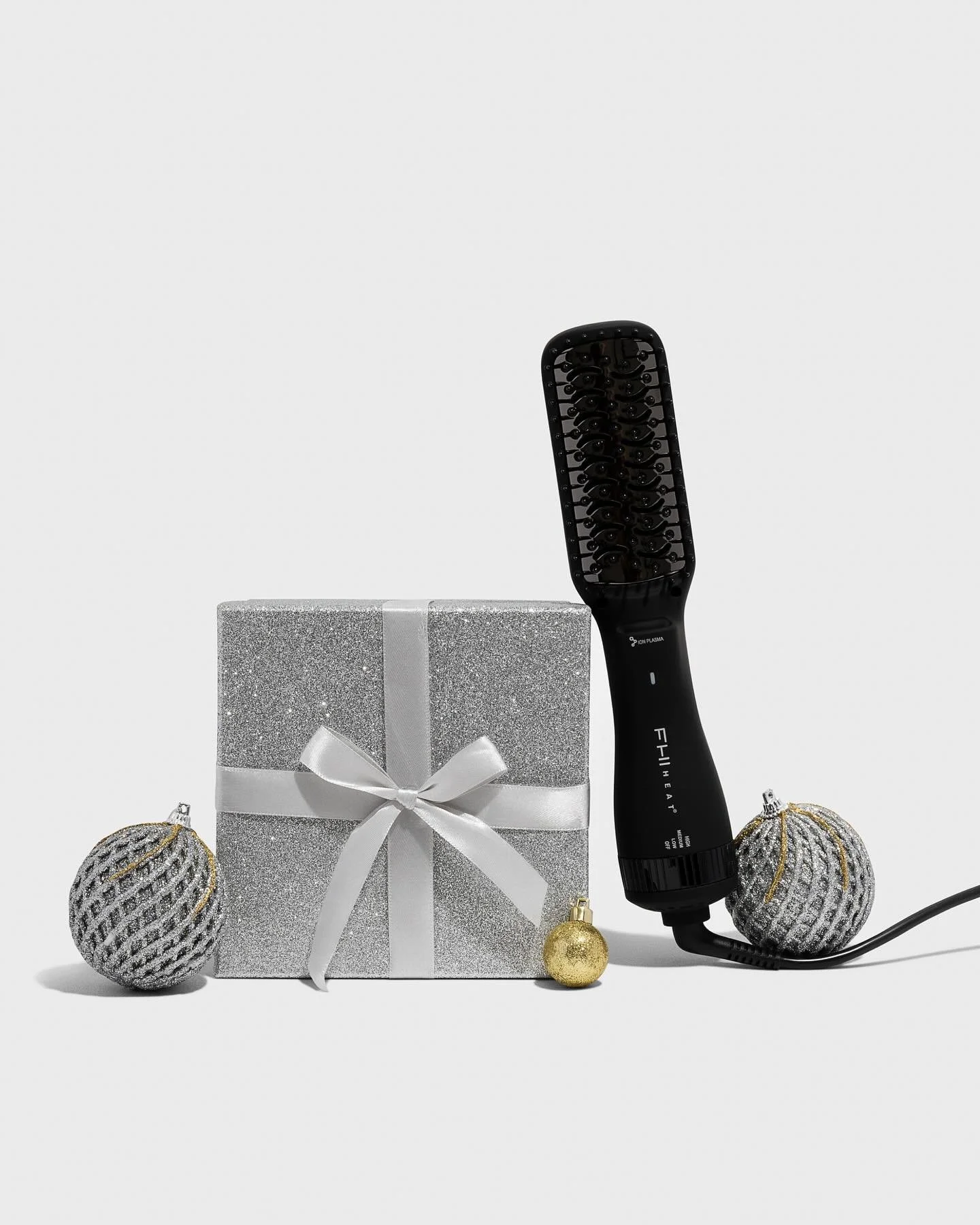 It&rsquo;s time to start thinking about your Christmas and Holiday photoshoots!

Have your images ready ahead of time without the stress of last minute campaign planning. 

Shoot me a message when you&rsquo;re ready to get some holiday content! 🎄🎁
