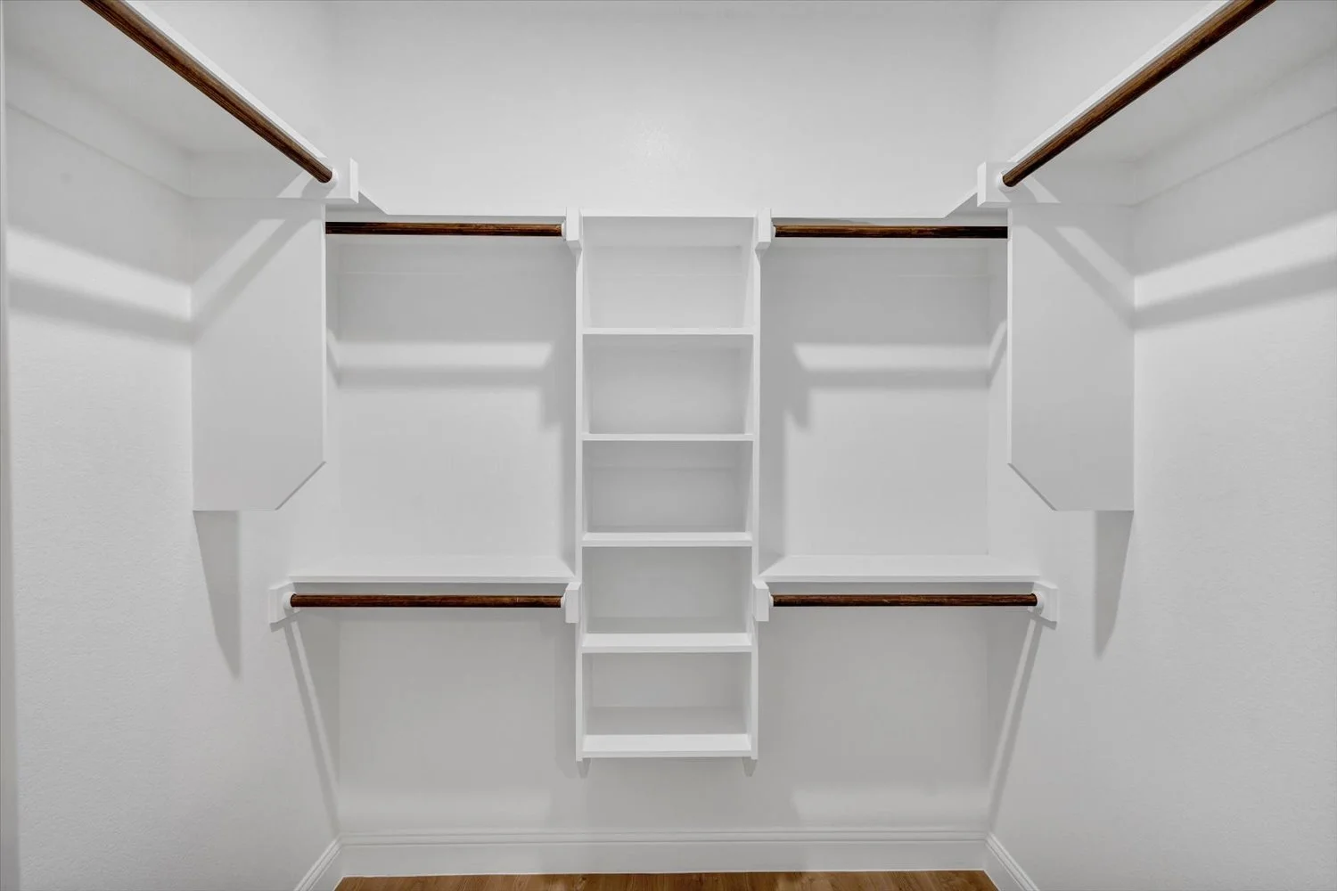 81-Modlux.Media.404 Lake View St_DSC02765.jpg