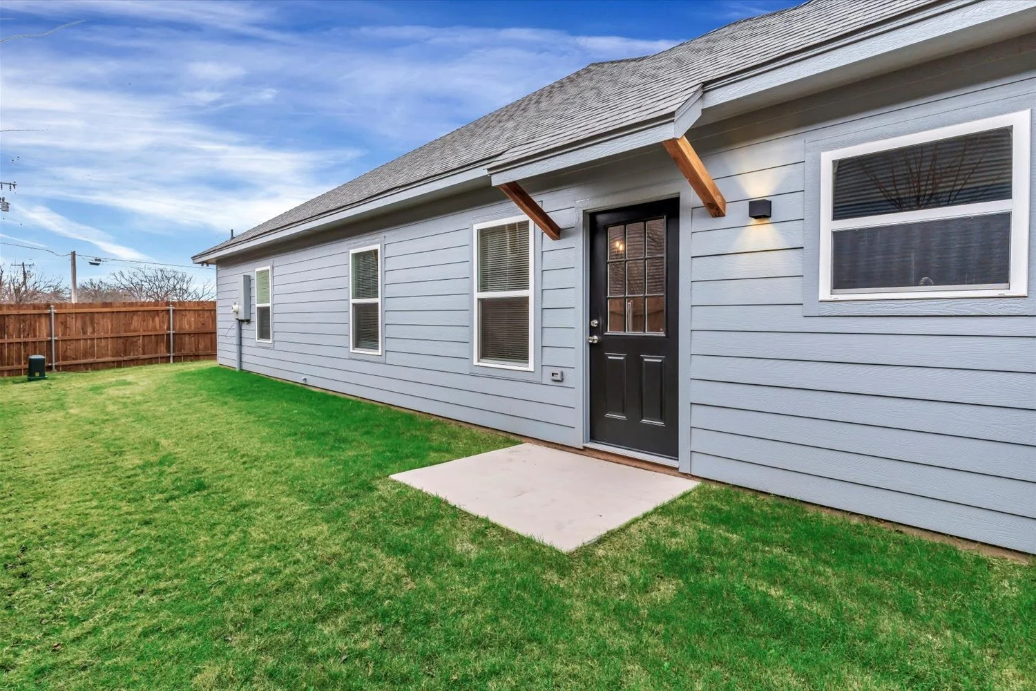 30-Modlux.Media.404 Lake View St_DSC02470.jpg