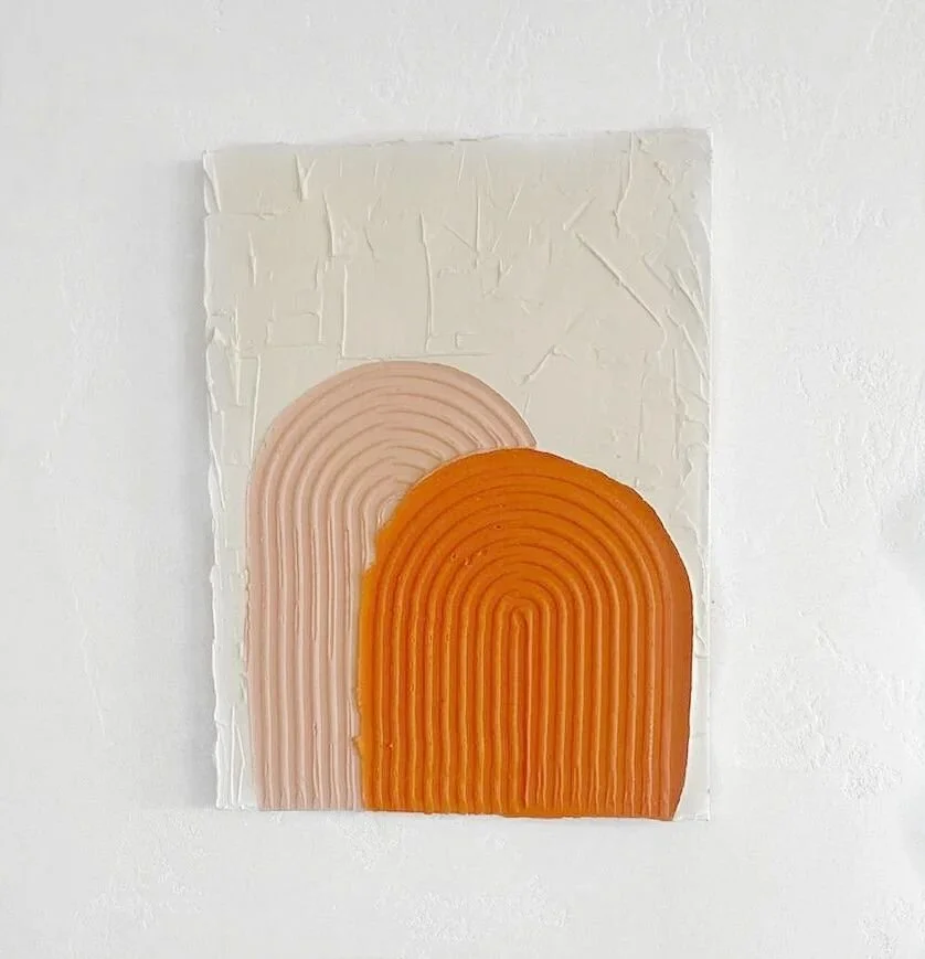 Love how this little frame is simple, yet adds a pop of colour to our walls👌
#aestheic #goldcoast #goldcoastairbnb #art #artdecor #interiors #interiordesign #homedecor #inspiration #home #bohostyle #beachinspo #beachfrontproperty #palmtrees #palmbe