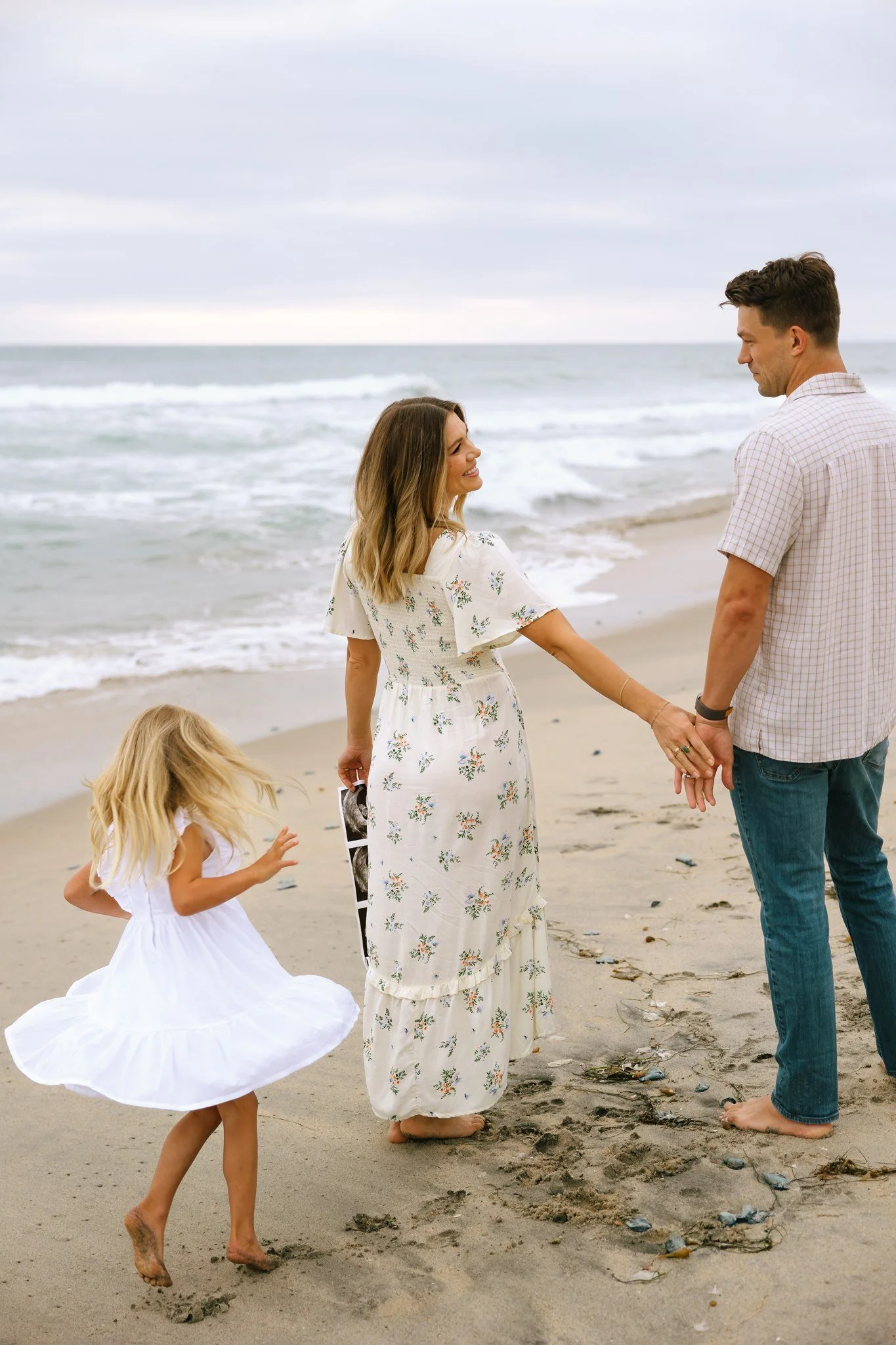 bowles_pregnancyreveal_2025-0042_websize.JPG