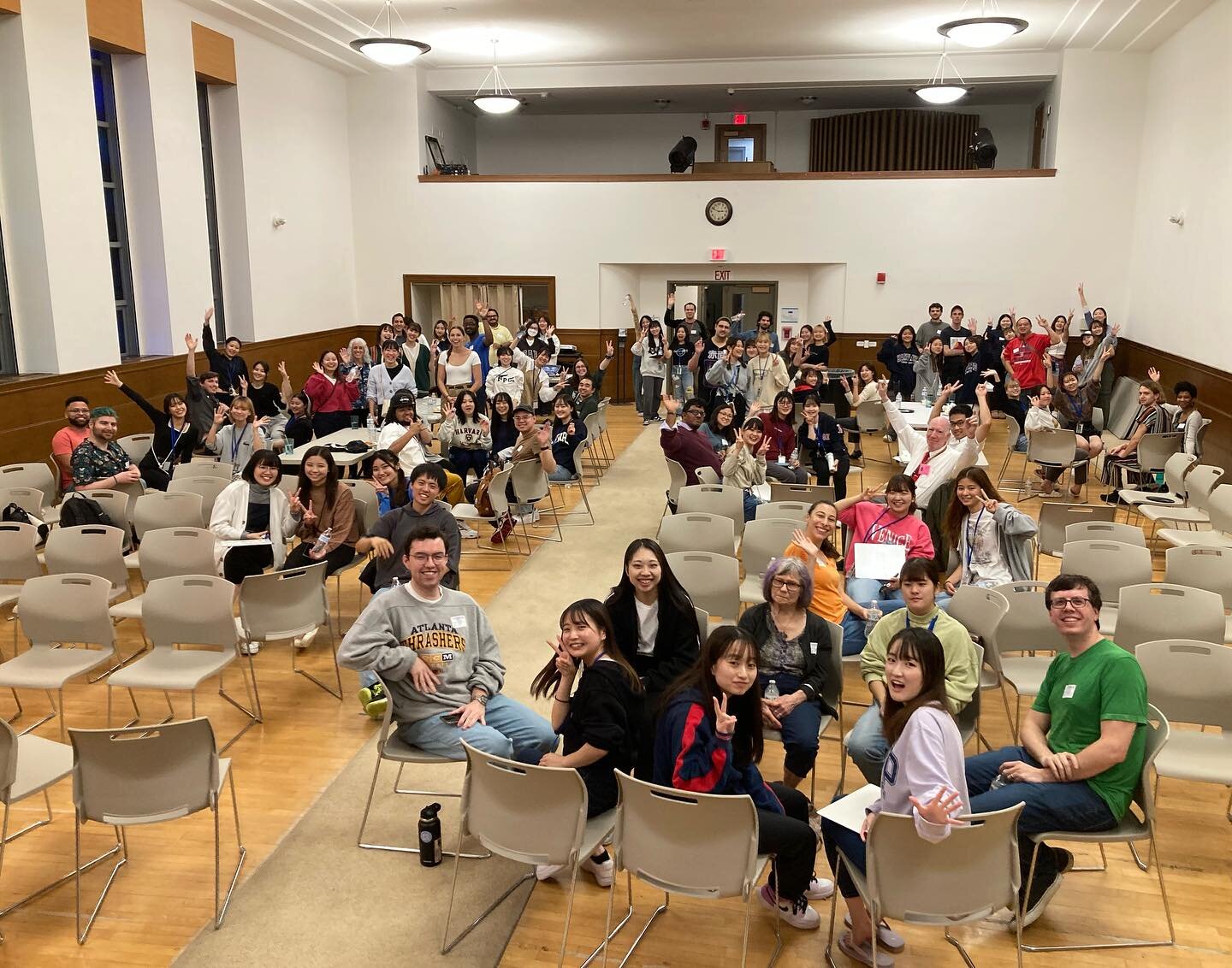 Language Exchange with Pizza at Showa Boston. -  2023/10/07

JLP students and Teaching Japanese SBI students enjoyed conversations in both English and Japanese.  Thank you, everyone and Cyrus-sensei, for making this event a success!

#showajapanese #