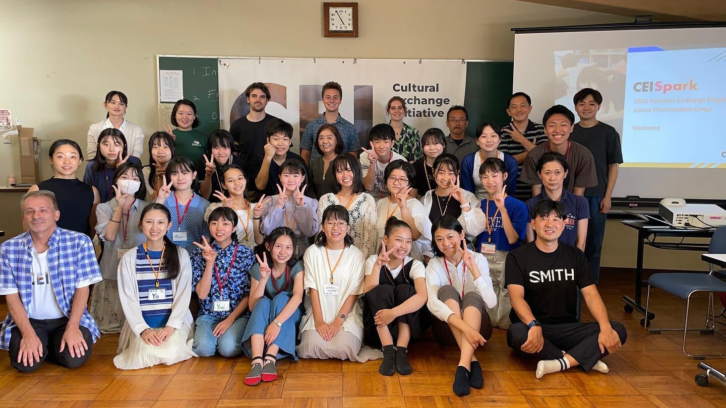 Showa JLP Students in Nagoya, Japan. -  2023/8/4-6

Nagoya University Affiliated High School, Nagoya University and CEI hosted a group of Showa Japanese Language students and Joe-sensei for the Cultural Exchange Initiative Spark 2023.  It was a three