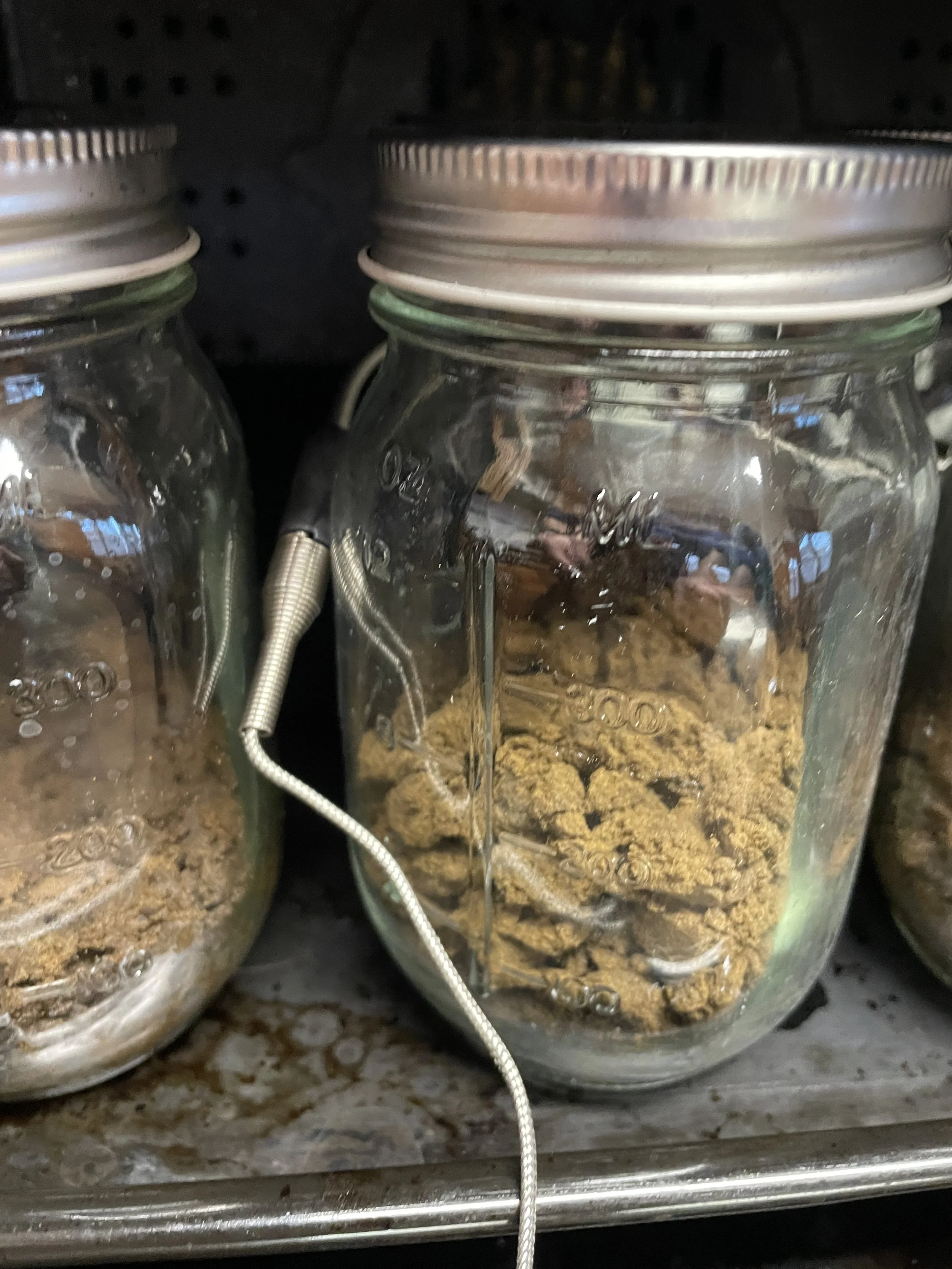 Erst decarben, dann infundieren.  