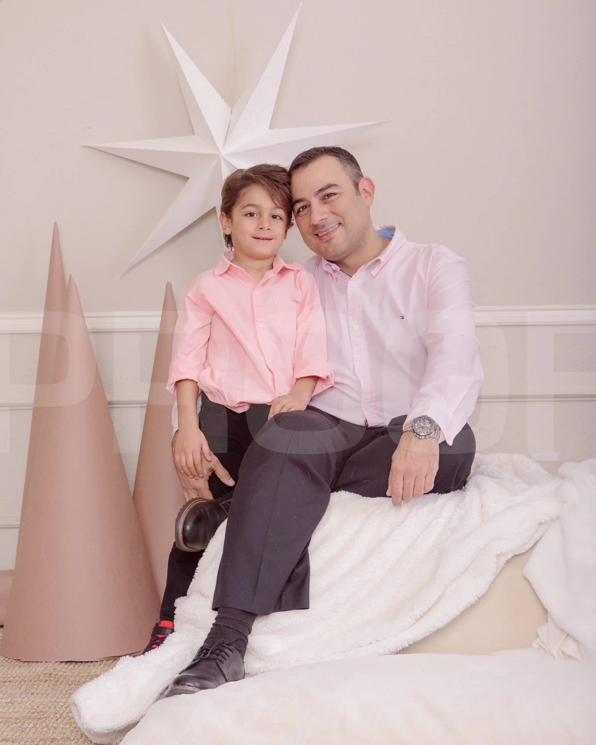 Bedoya-Huertas-Christmas22-9840.jpg