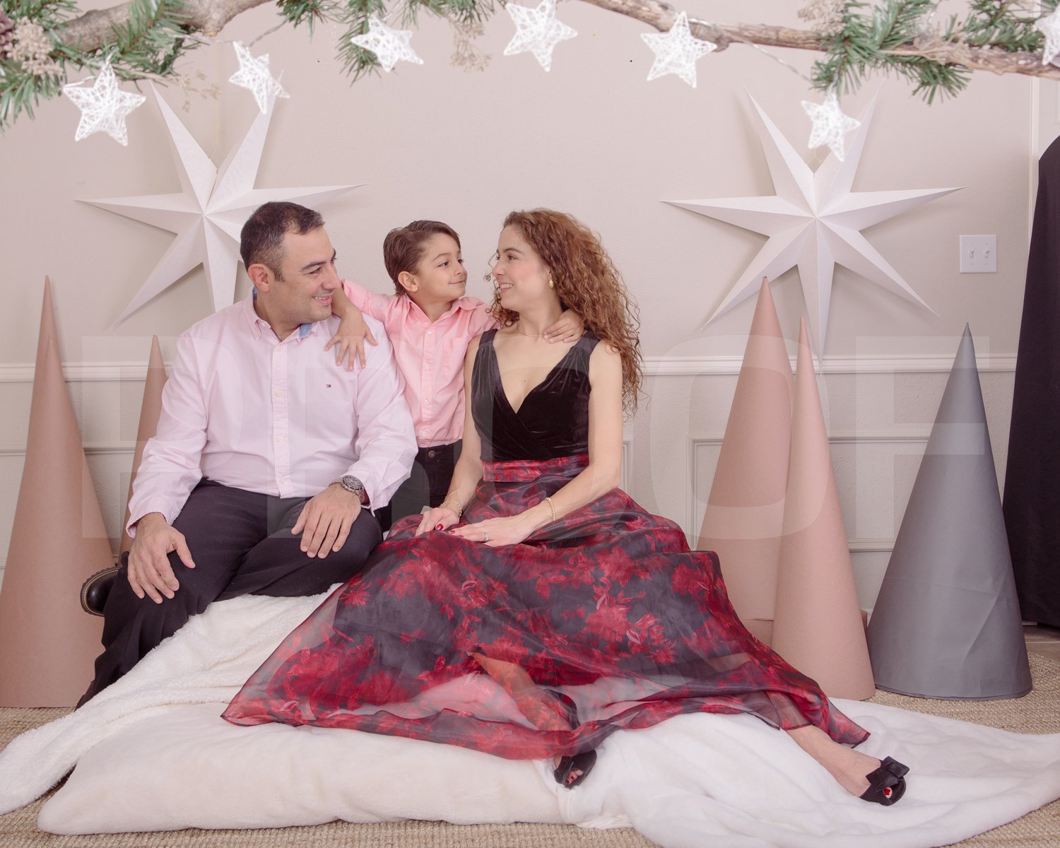 Bedoya-Huertas-Christmas22-9614.jpg