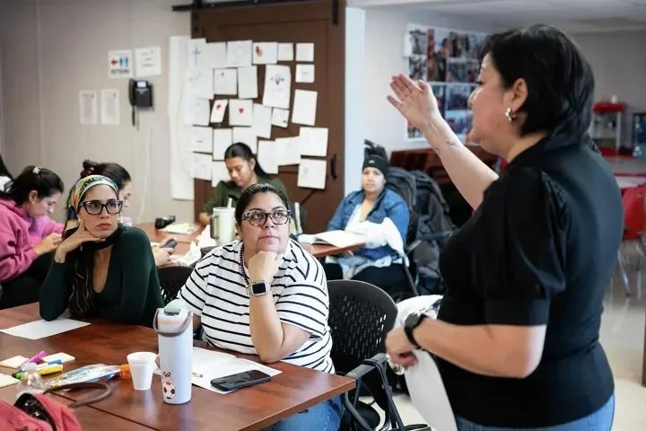 💙 &iexcl;Bachman Lake Together apareci&oacute; en The Dallas Morning News!
El art&iacute;culo destaca a las familias locales y el trabajo que realizamos juntos para apoyar el aprendizaje de los ni&ntilde;os, el bienestar familiar y el liderazgo de l