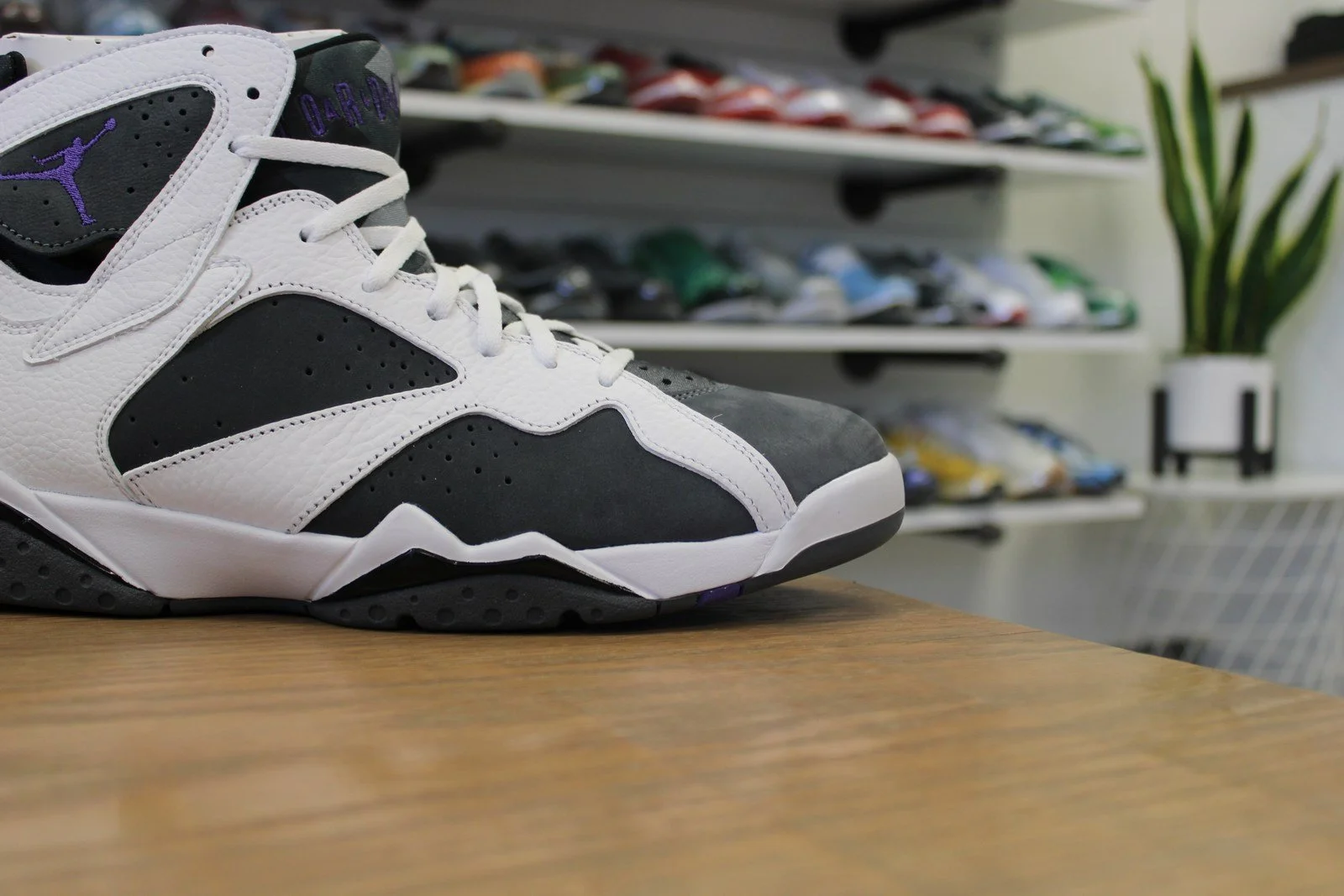 mint jordan 7
