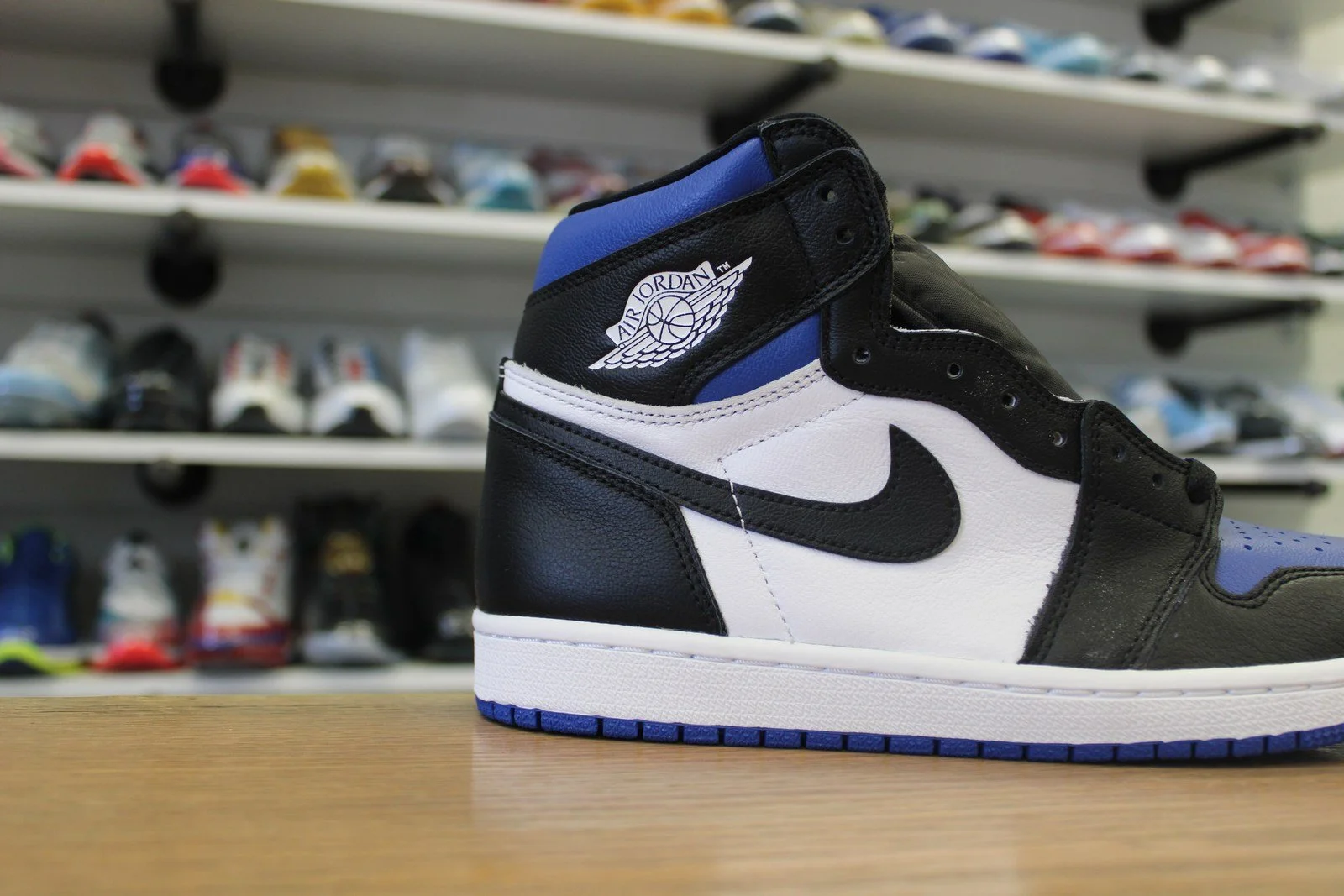 jordan retro high og royal toe