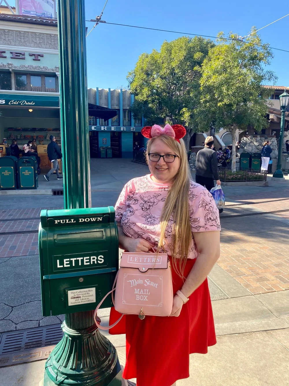 The mailbox on Buena Vista Street.