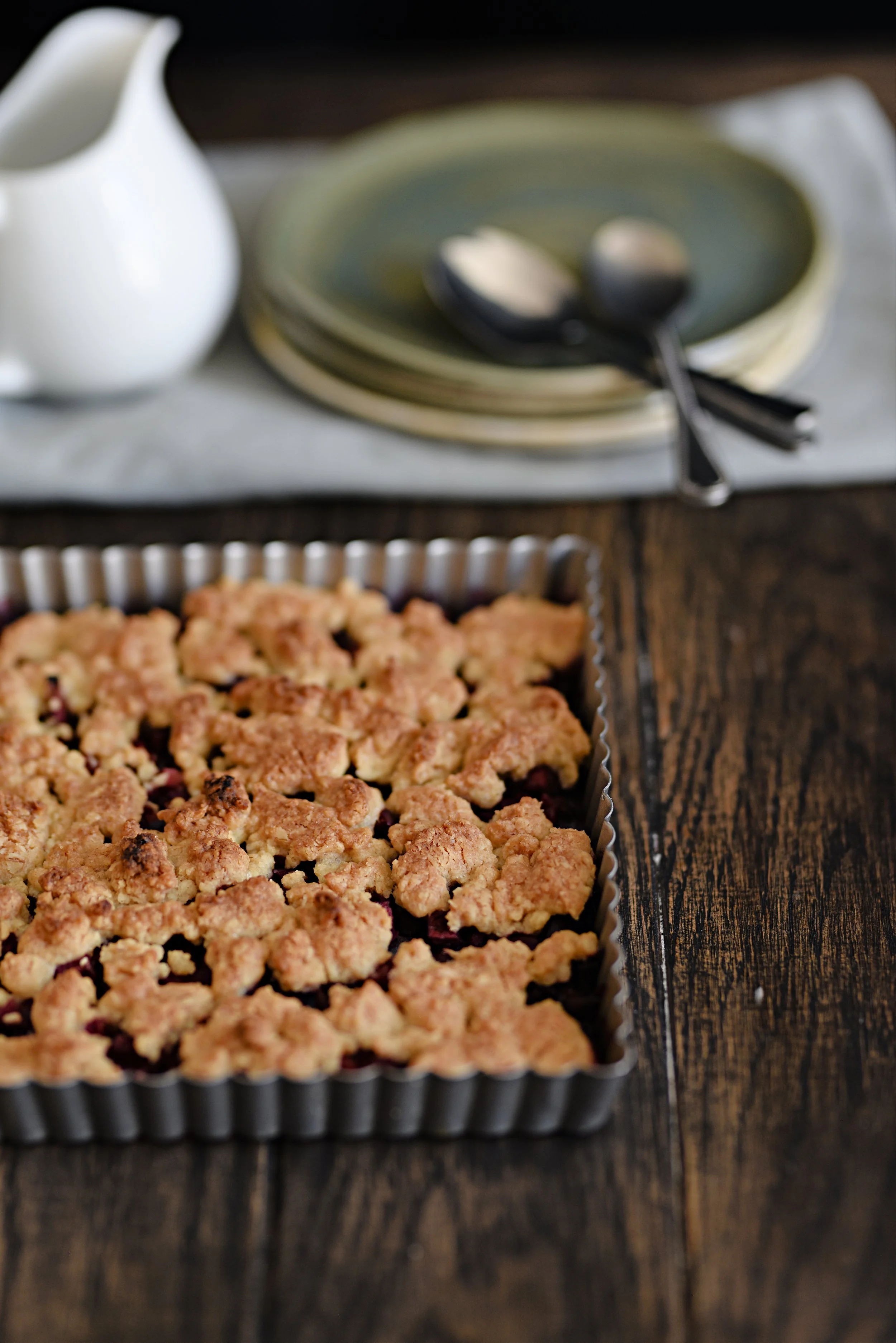 Äppelpaj-crumble med brynt smör