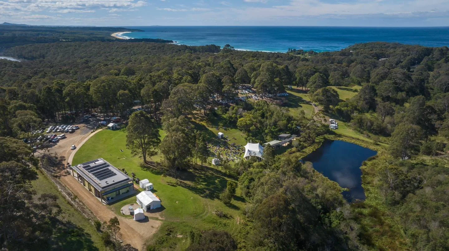 It&rsquo;s been a minute since our first visit to @fourwindsau with The Muffat Collective in 2022. 🎻 Really looking forward to returning for their breathtaking views, 🤩 sparkling hospitality, and gorgeous acoustics. 🎶 

Did you know Four Winds hav