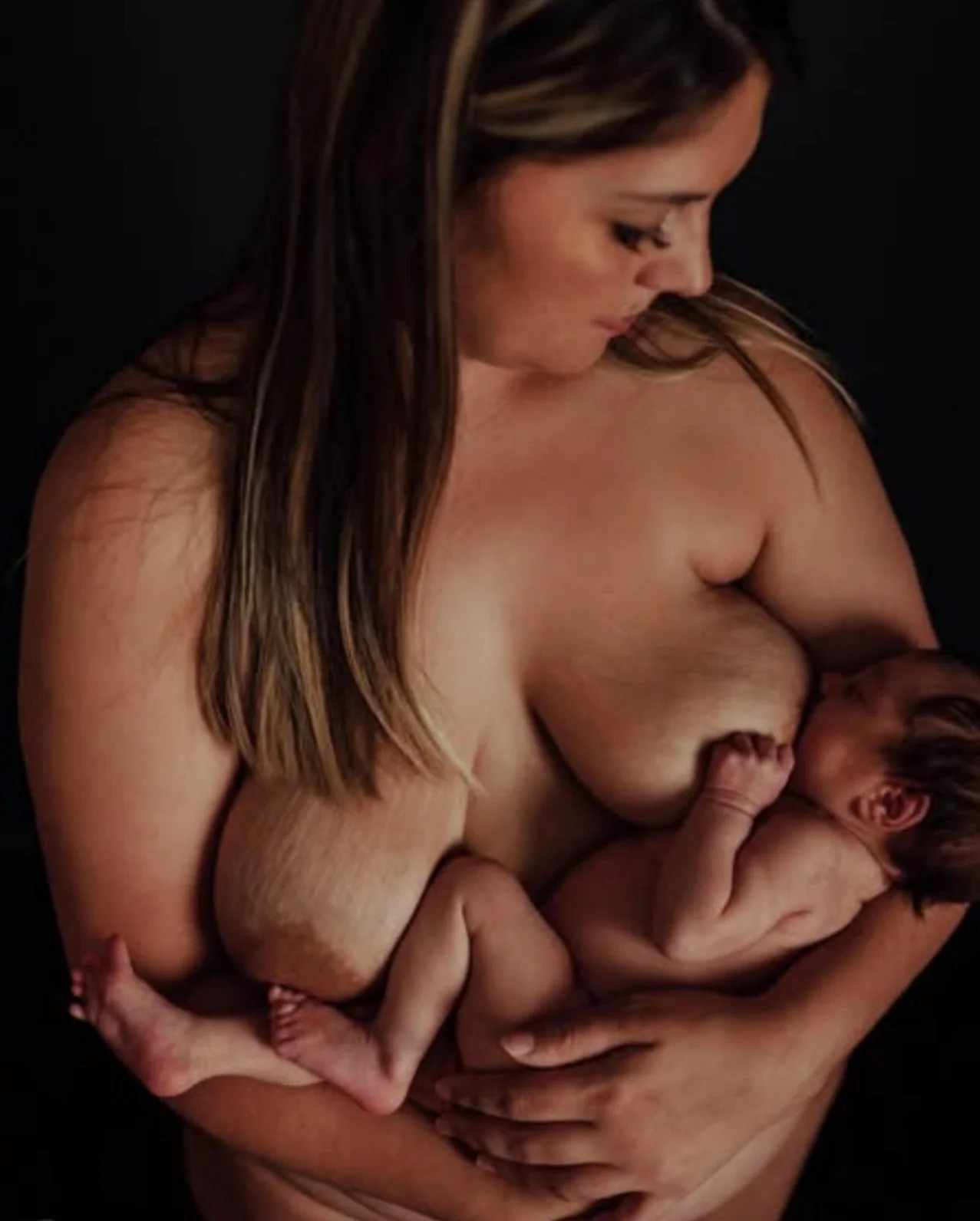 No one tells you that feeding can take time - that it&rsquo;s a dance you and your baby learn together. 🤍

There may be cracked nipples, tears, or long nights where you wonder if you&rsquo;re doing it right. And yet, within that learning, something 