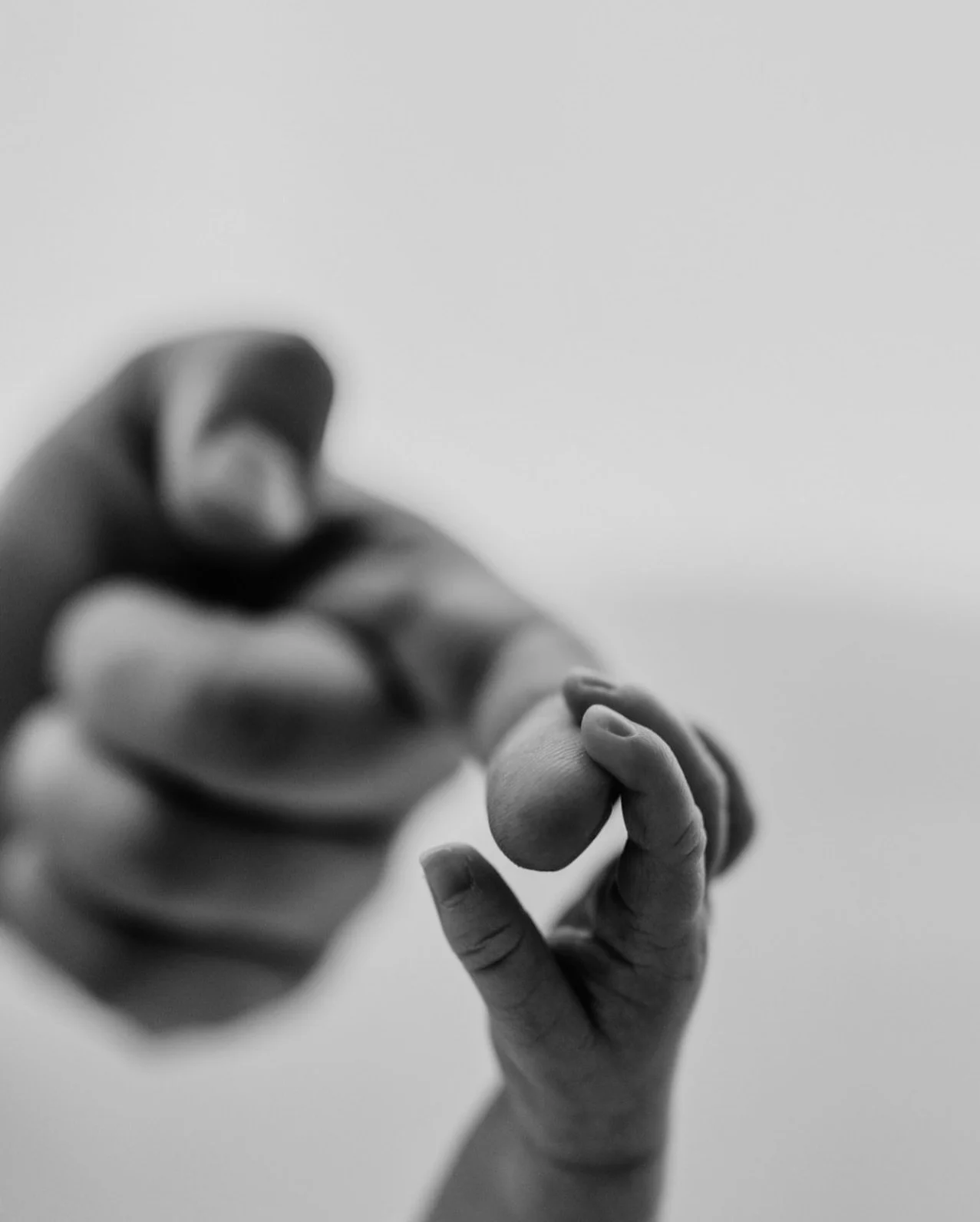 In every birth, there&rsquo;s a moment like this - a pause where time softens, and connection takes over. 🫶🏼

The first touch. The first breath. The silent understanding between mother and baby that everything has changed, yet everything is exactly