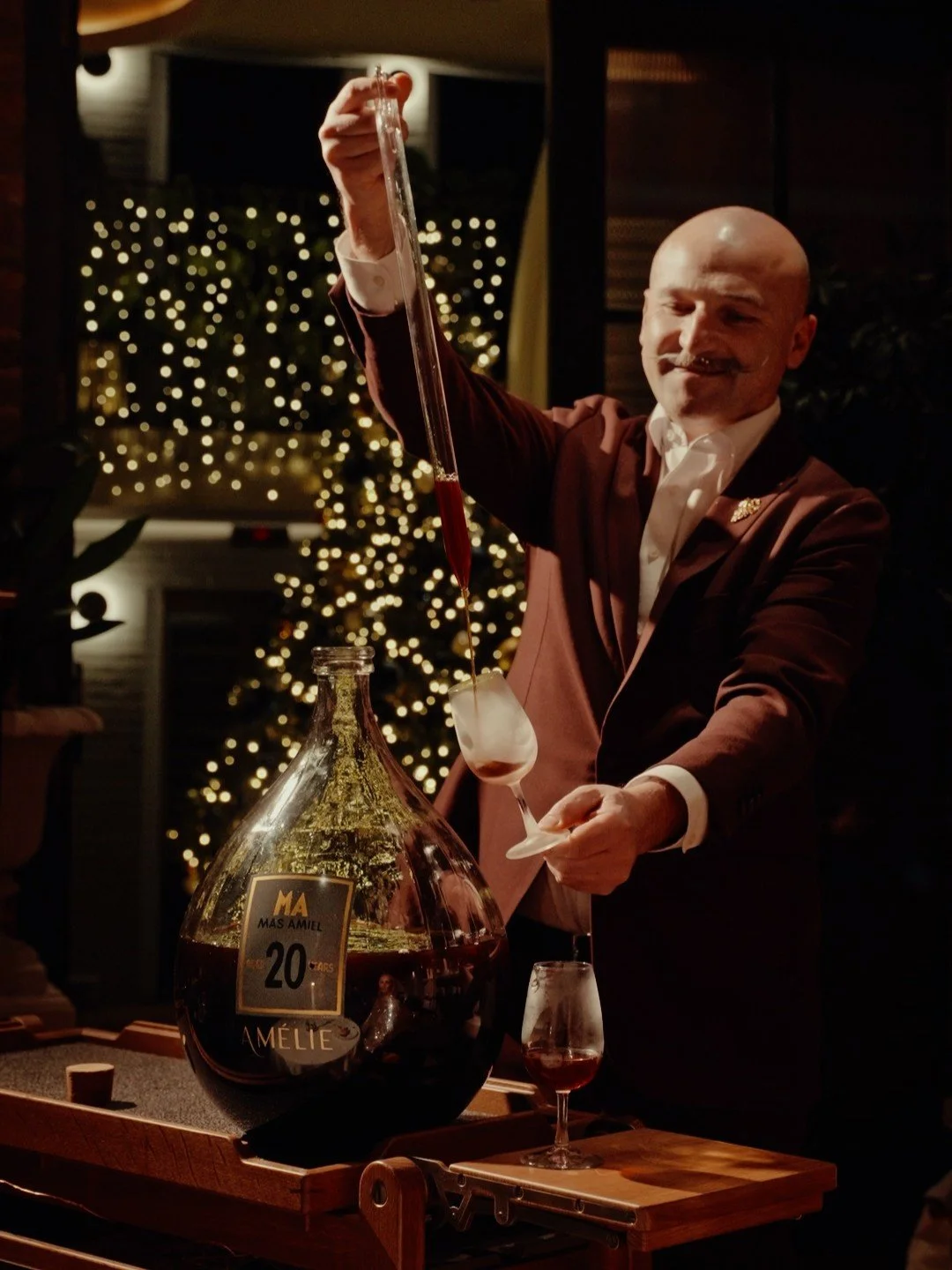 Something truly celebratory at Am&eacute;lie ✨

An oversized bottle of this stunning 20-year-old Mas Amiel dessert wine, served at the table from their bespoke @rewthink trolley.

Doesn't it look majestic!

As the year draws to a close, we'd like to 