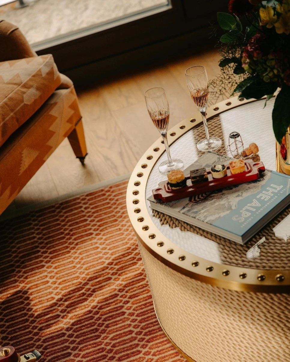 More rewthink detailing at Beausite Zermatt. Style driven by practical functionality. 

This bespoke petit four board, commissioned in Beausite Zermatt colours, features the signature @rewthink mini handles and hollowed thumb print for secure grip an