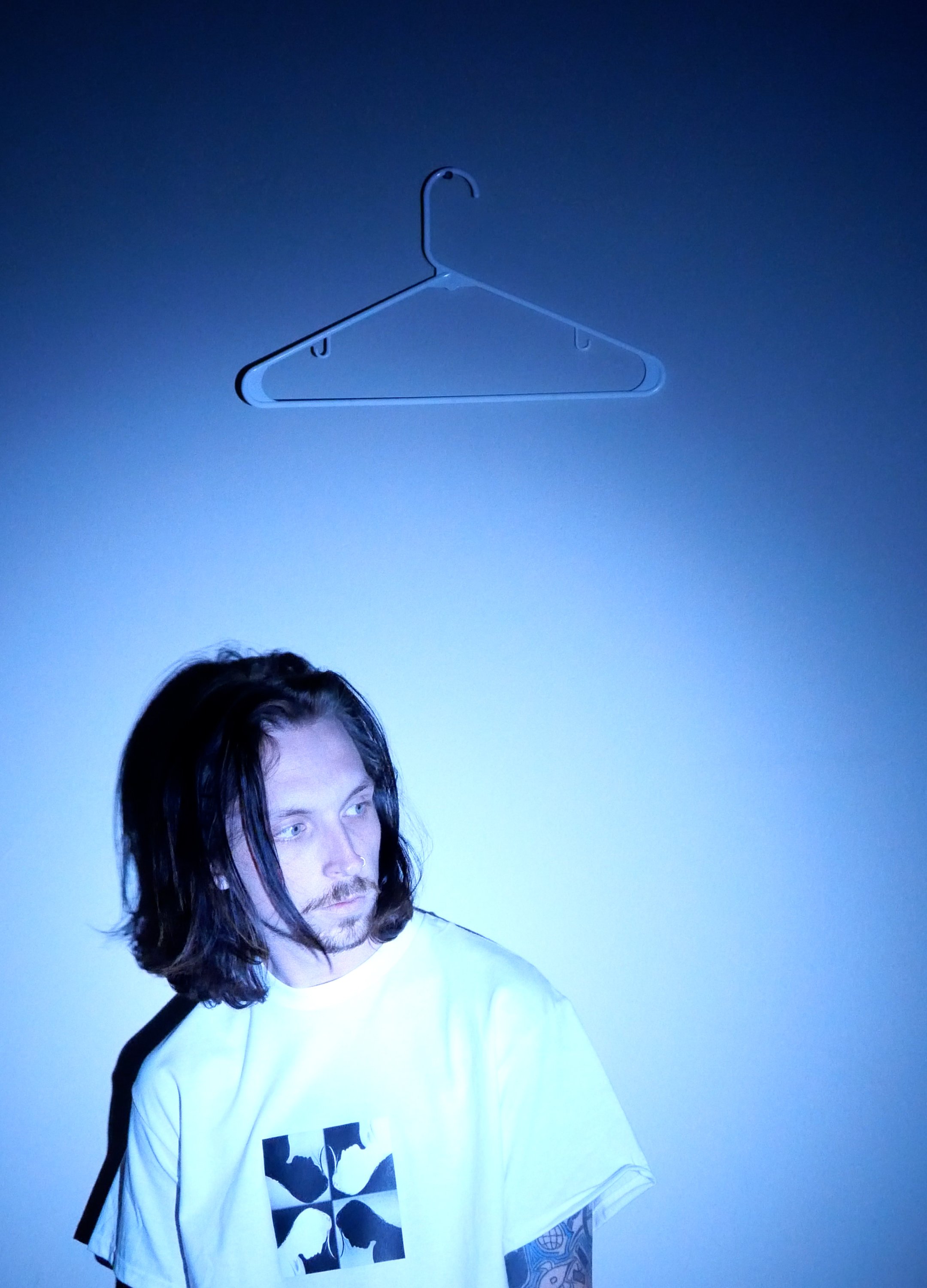 WHITE SHIRT ME 3.jpg