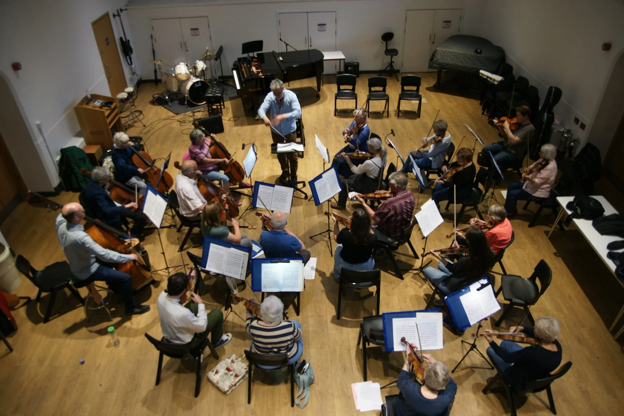 Step into an evening of enchanting music and warm candlelight ✨

Let the soft glow and intimate setting transport you as talented musicians from Bristol Chamber Orchestra perform a curated programme of chamber works.A serene night out perfect for lov