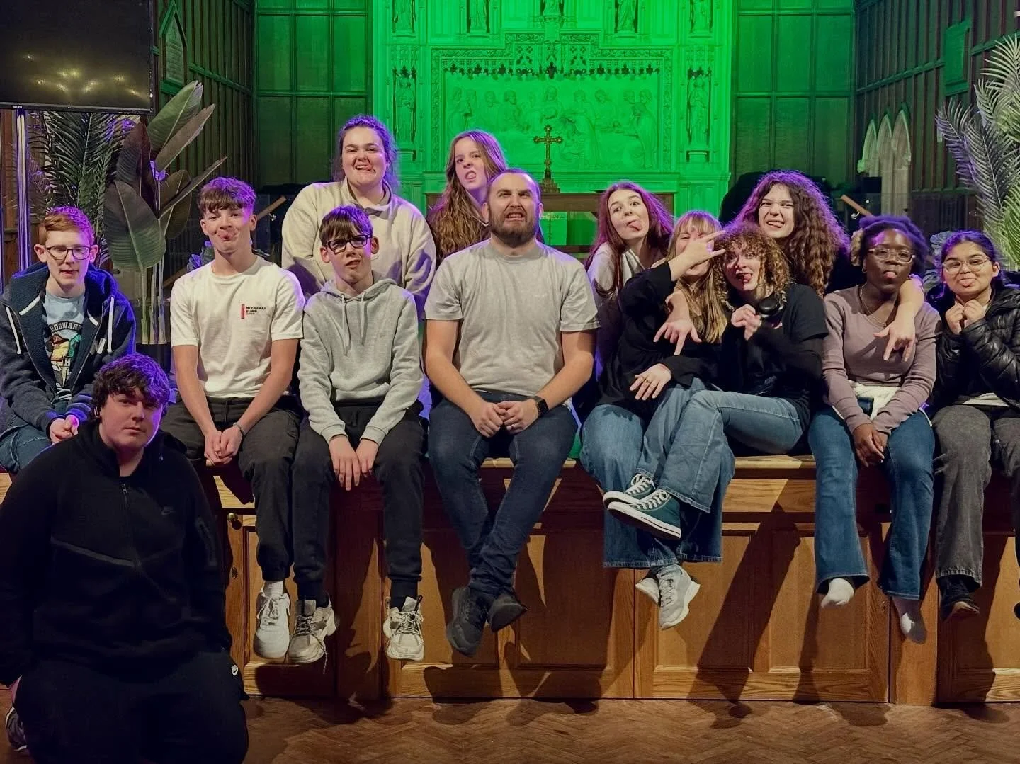 🎉 Friday Night Youth &ndash; 20th March, 6pm 🎉

The place to be! Come hang out, play games, enjoy free pizza and sweets, and meet new friends. 🍕🎮🍬
It&rsquo;s the perfect night to relax, have fun, and connect. Everyone&rsquo;s welcome&mdash;don&r