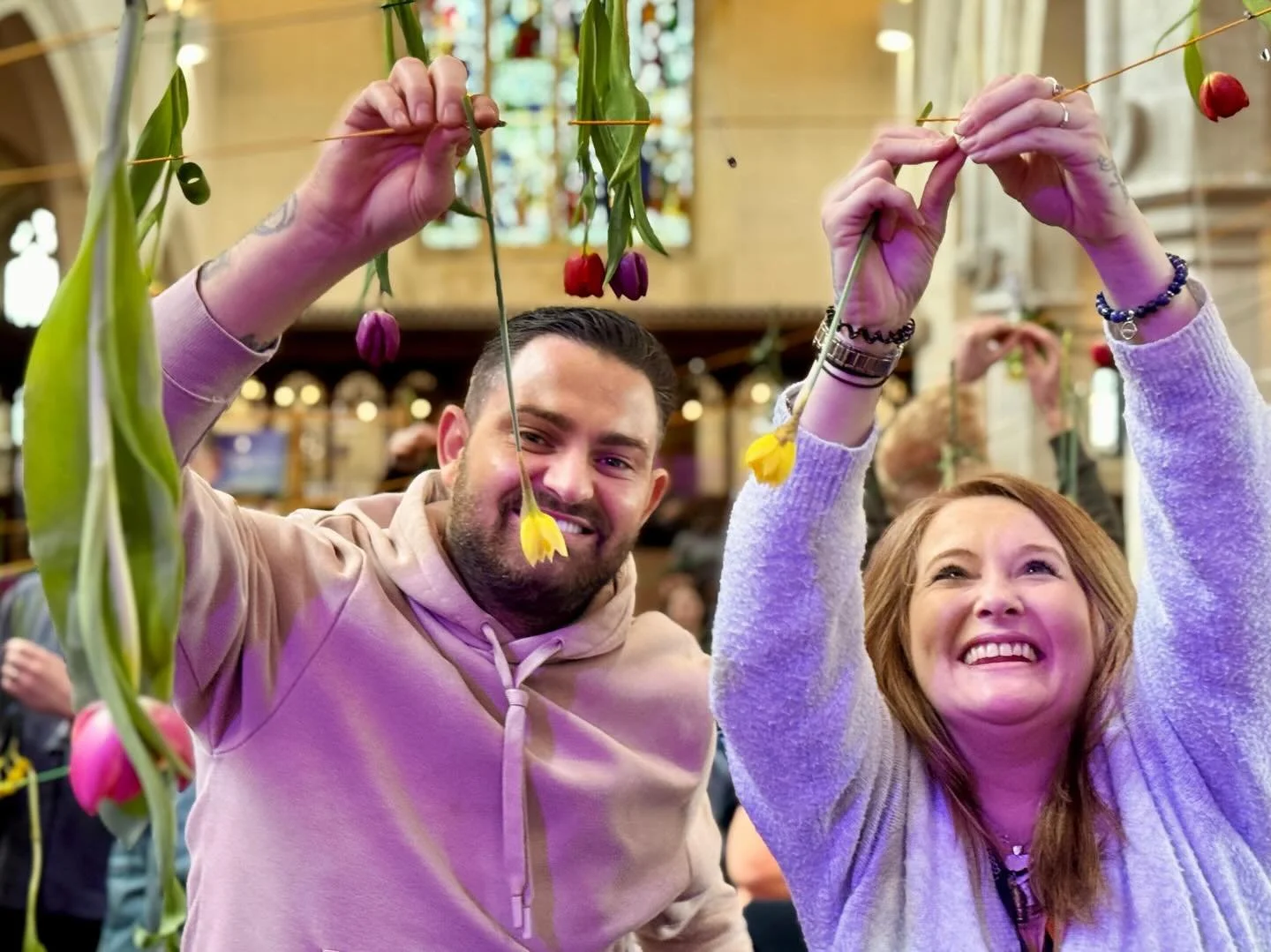 Happy Mother&rsquo;s Day 💐

Today we&rsquo;ve had such a lovely time putting up flowers for our flower meadow, a simple but beautiful way to remember, honour and celebrate the women who have shaped our lives &mdash; mums, grandmothers, carers, mento