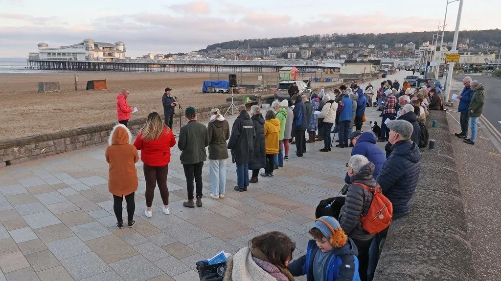 He is risen 🌅

Join us this Easter at sunrise as we gather on Weston Sea Front to celebrate the risen Jesus.
As the light breaks over the water, we remember the empty tomb and proclaim the hope we have in Him.

📍 6:30am | Weston Sea Front
Come wrap