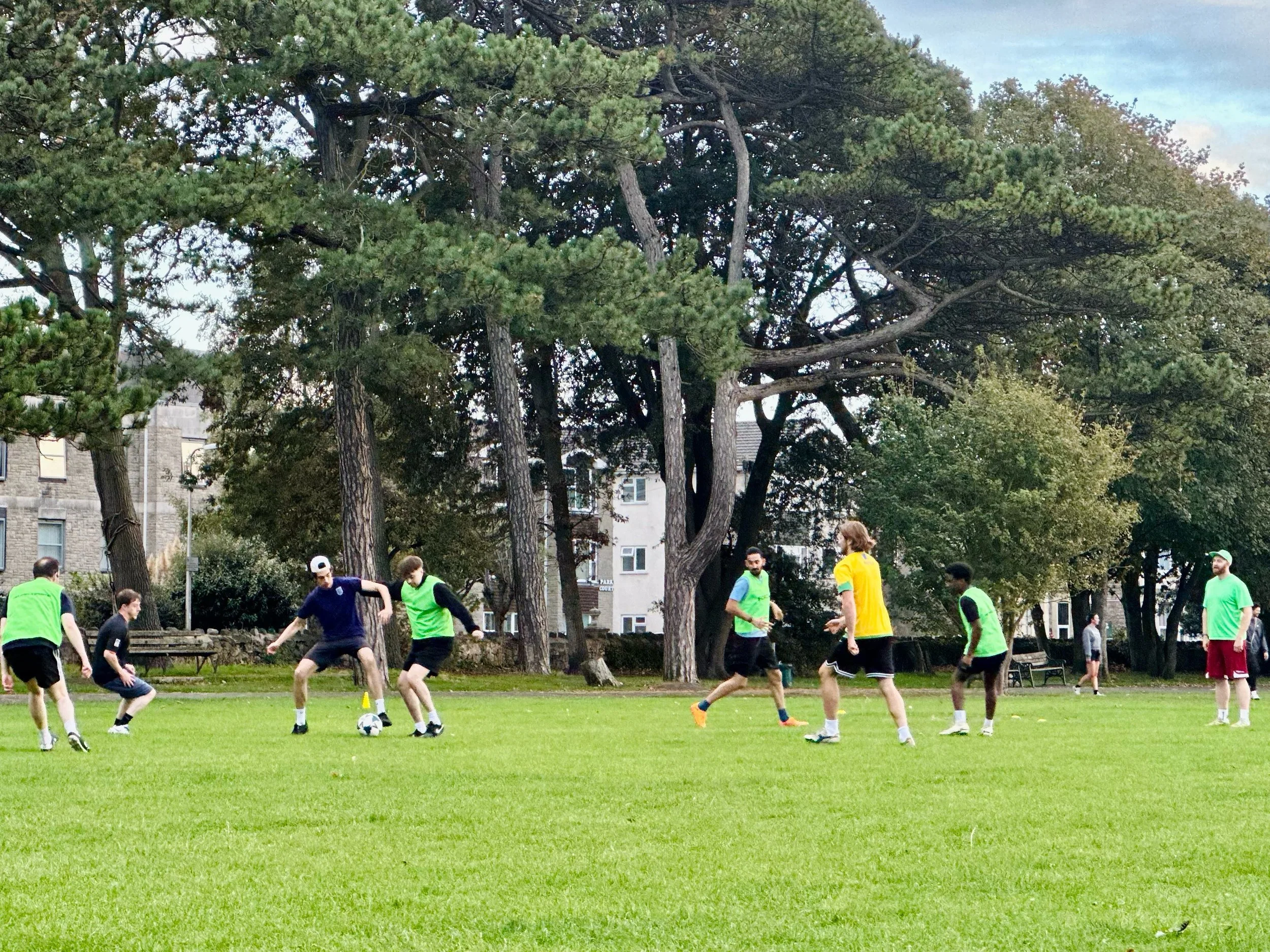 ⚽️We LOVE Wednesday night football! 

Over the age of 18? Why not come join us on Wednesday nights 6-7pm!