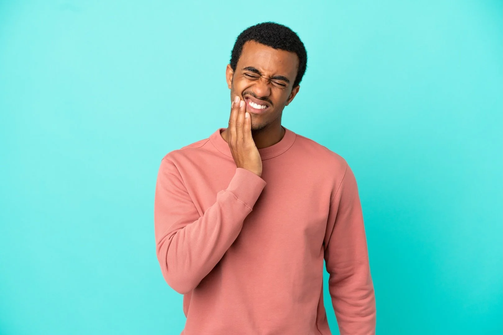 What actually causes tooth pain? We explain the root of the problem