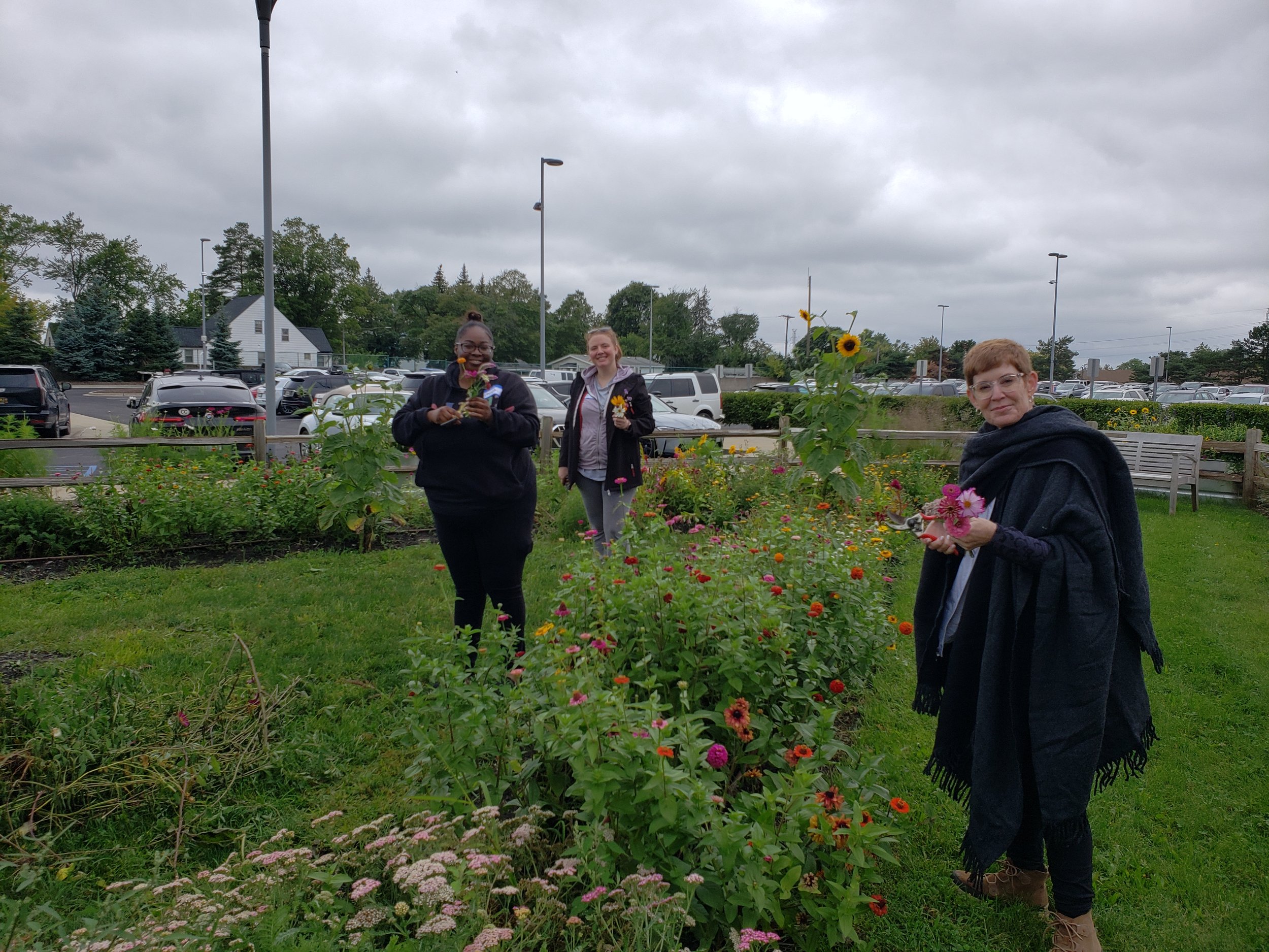 20230825_Ekaijiah.KC.Shelly Photo 2 Garden.jpg
