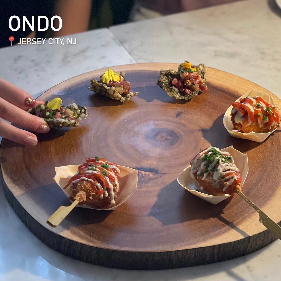 Thank you for sharing your experience regarding our prix fixe! 📷@lia_eatss 
.
[ONDO]
_
저지시티에 새로이 오픈한 한식 레스토랑

처음 가보는 곳인 만큼, prix fixe를 시켜봤는데 결과적으로 매우 만족!

김부각에 올린 육회, 미니 핫도그, 물회 셋 다 너무 맛있어서 박수치면서 먹었다🥹 새우 알러지가 있는데, 알러지로 인한 음식 변경이 불가능한건 좀 아쉬웠다&hellip